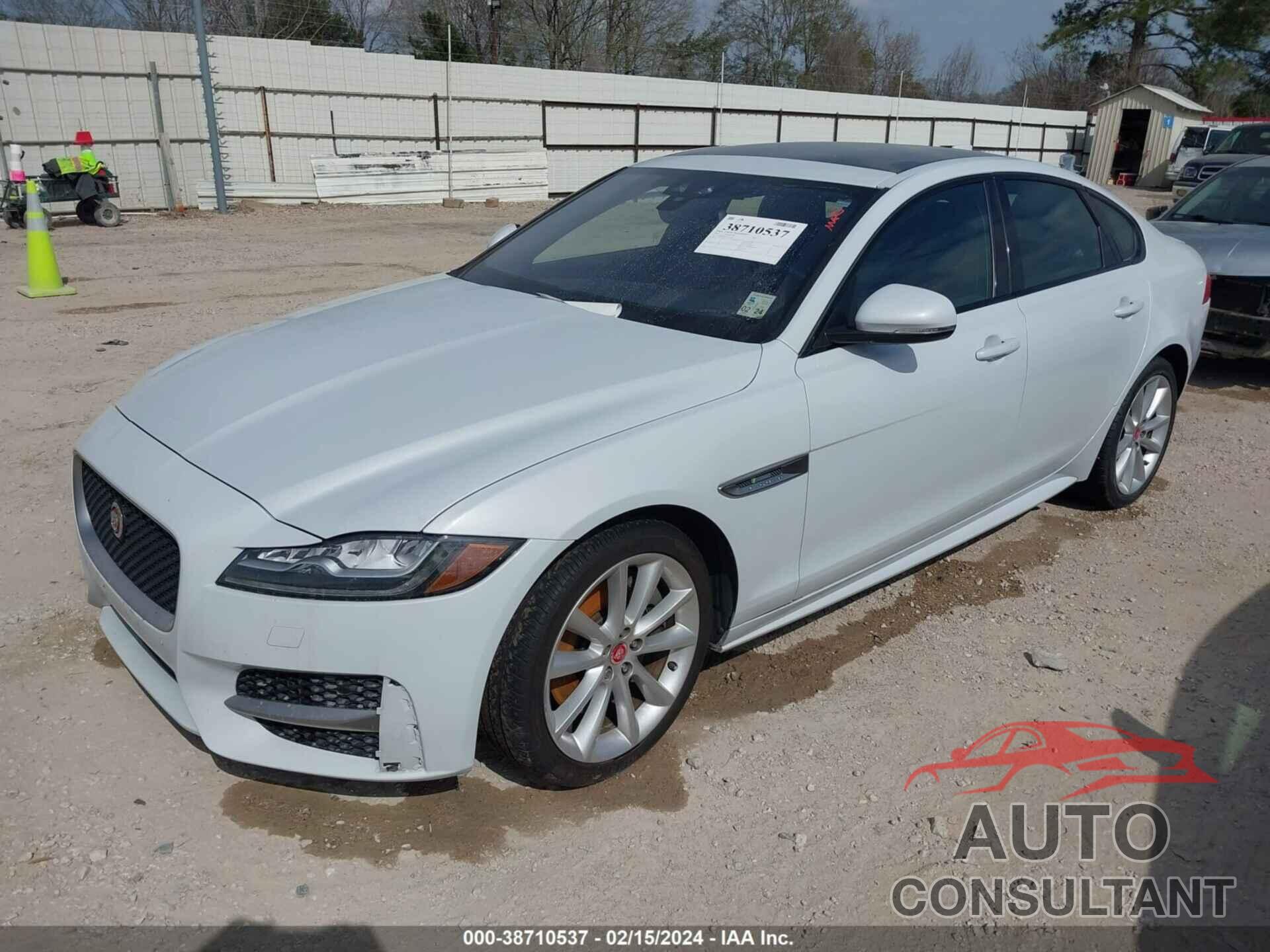 JAGUAR XF 2018 - SAJBL4EV5JCY55743