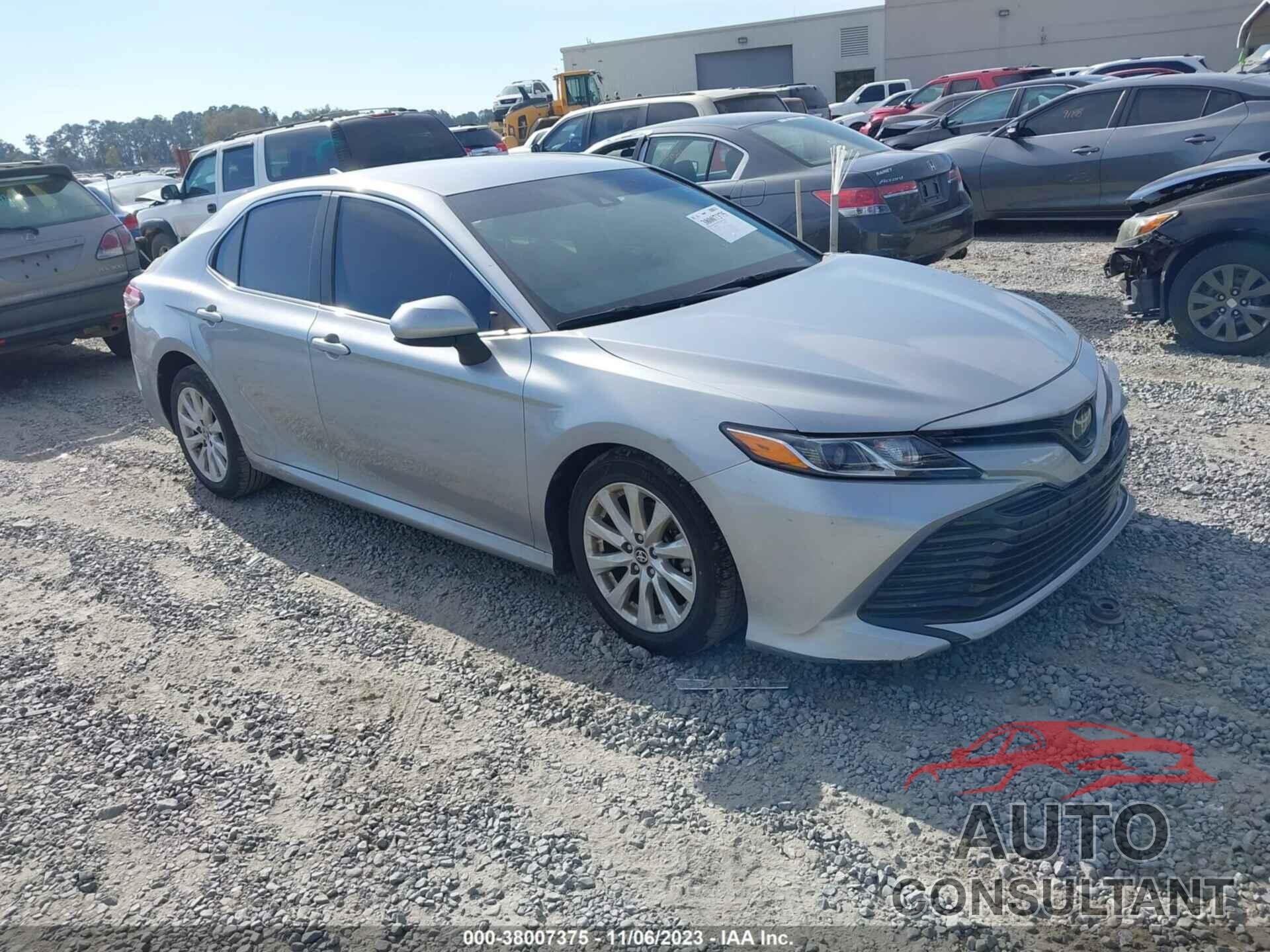 TOYOTA CAMRY 2020 - 4T1C11AK0LU995615