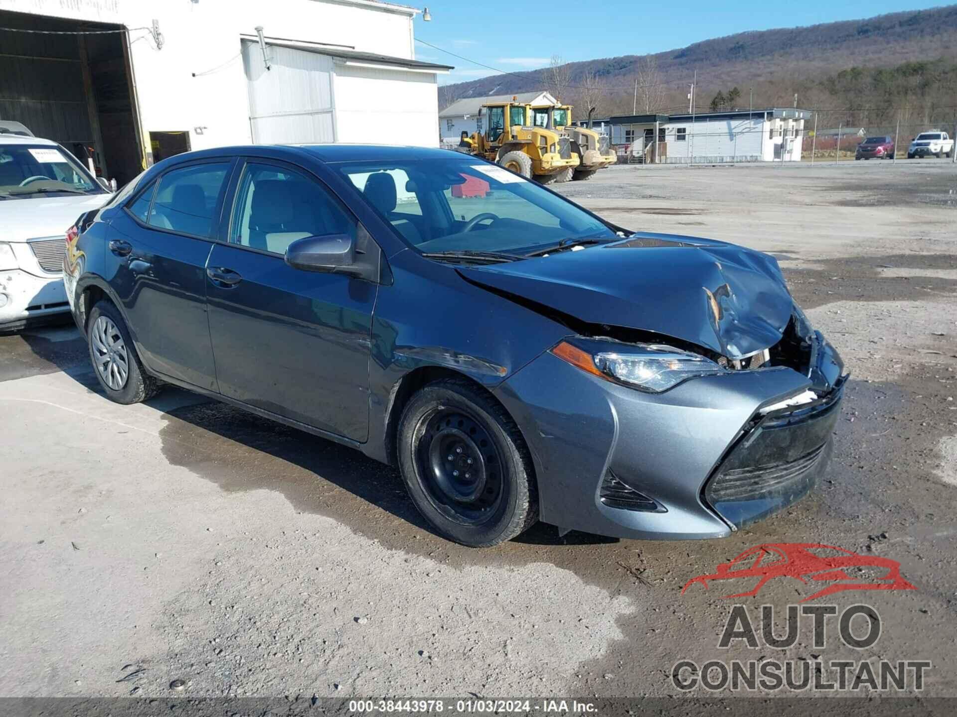 TOYOTA COROLLA 2018 - 2T1BURHE7JC972364