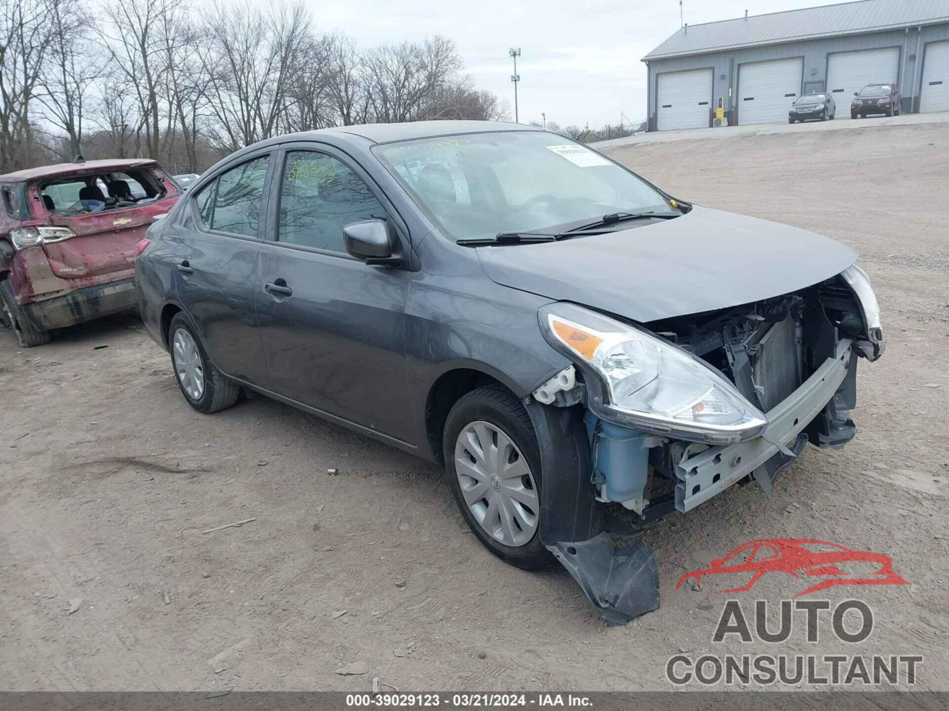 NISSAN VERSA 2019 - 3N1CN7AP6KL839629