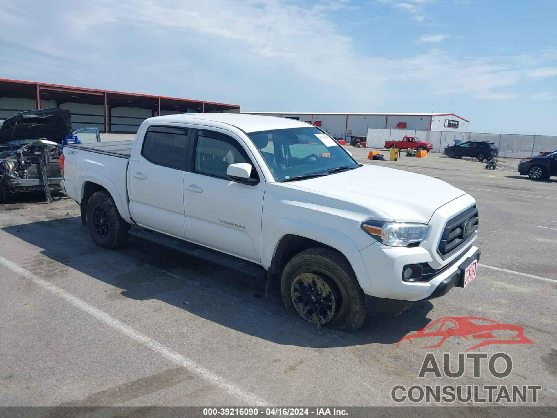 TOYOTA TACOMA 2022 - 3TMCZ5AN4NM508776