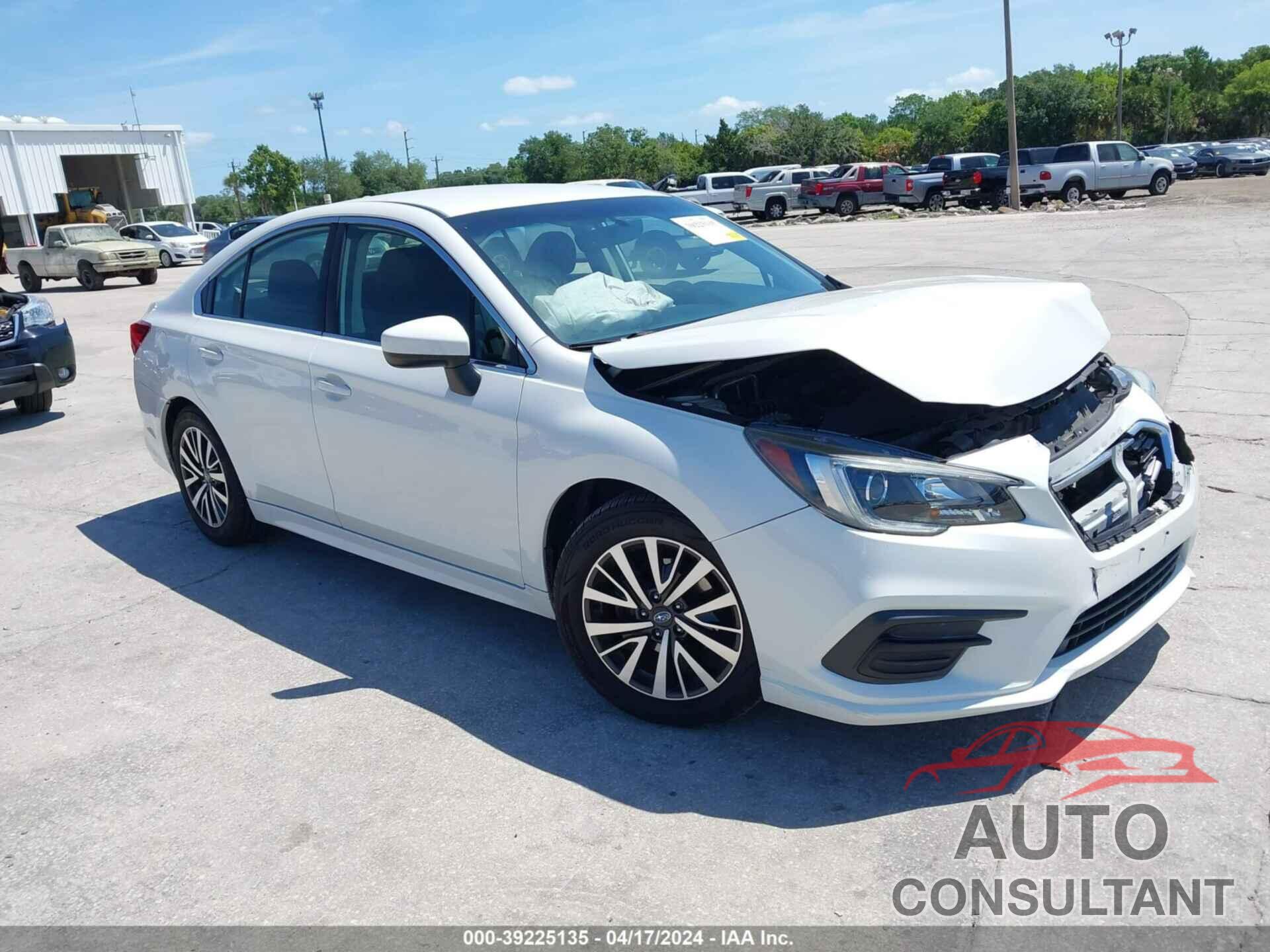 SUBARU LEGACY 2018 - 4S3BNAC68J3006127