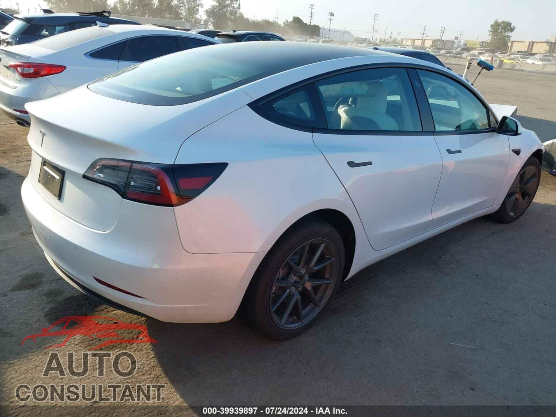 TESLA MODEL 3 2023 - 5YJ3E1EA8PF588490