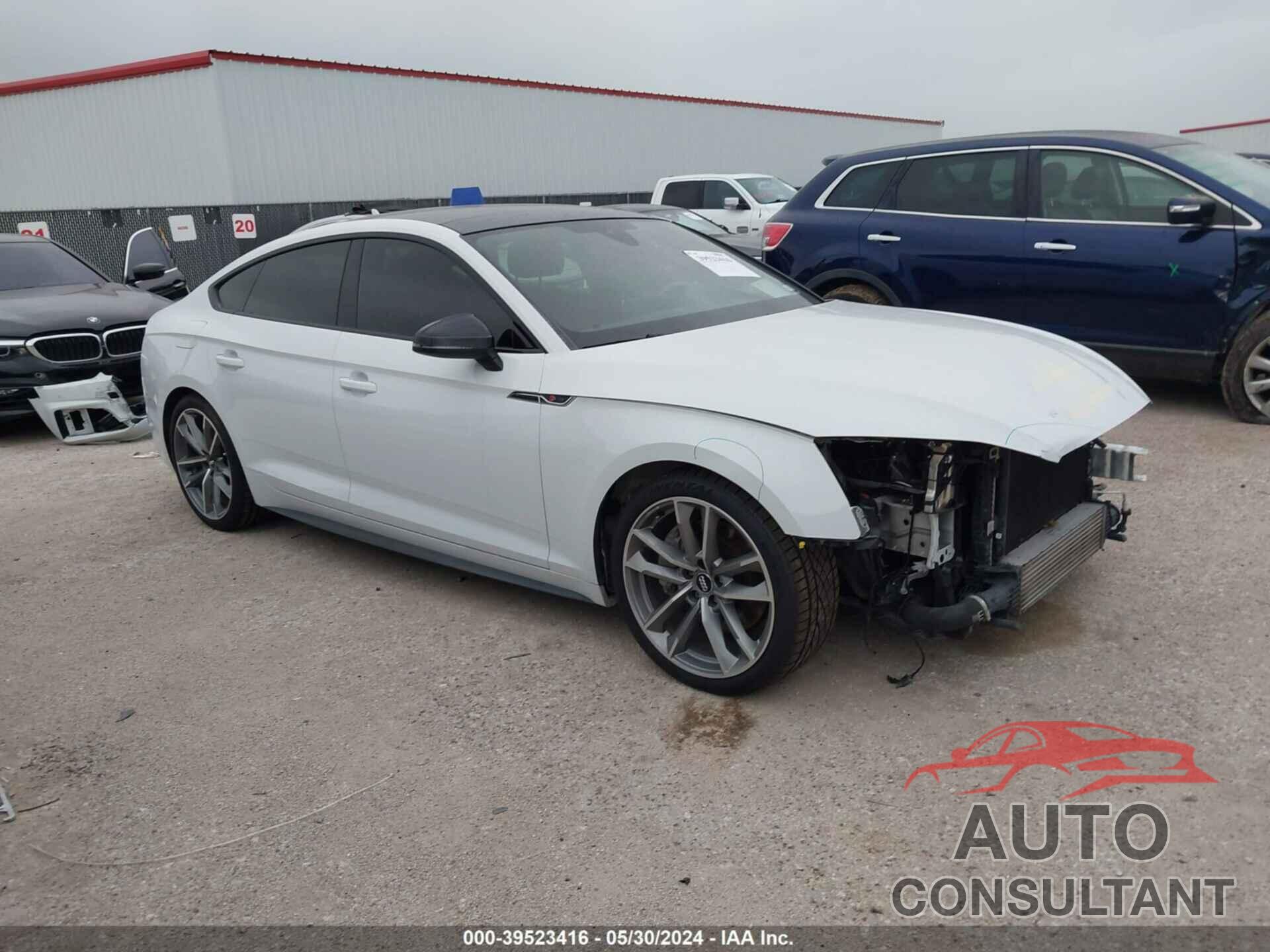 AUDI A5 2019 - WAUENCF59KA015487