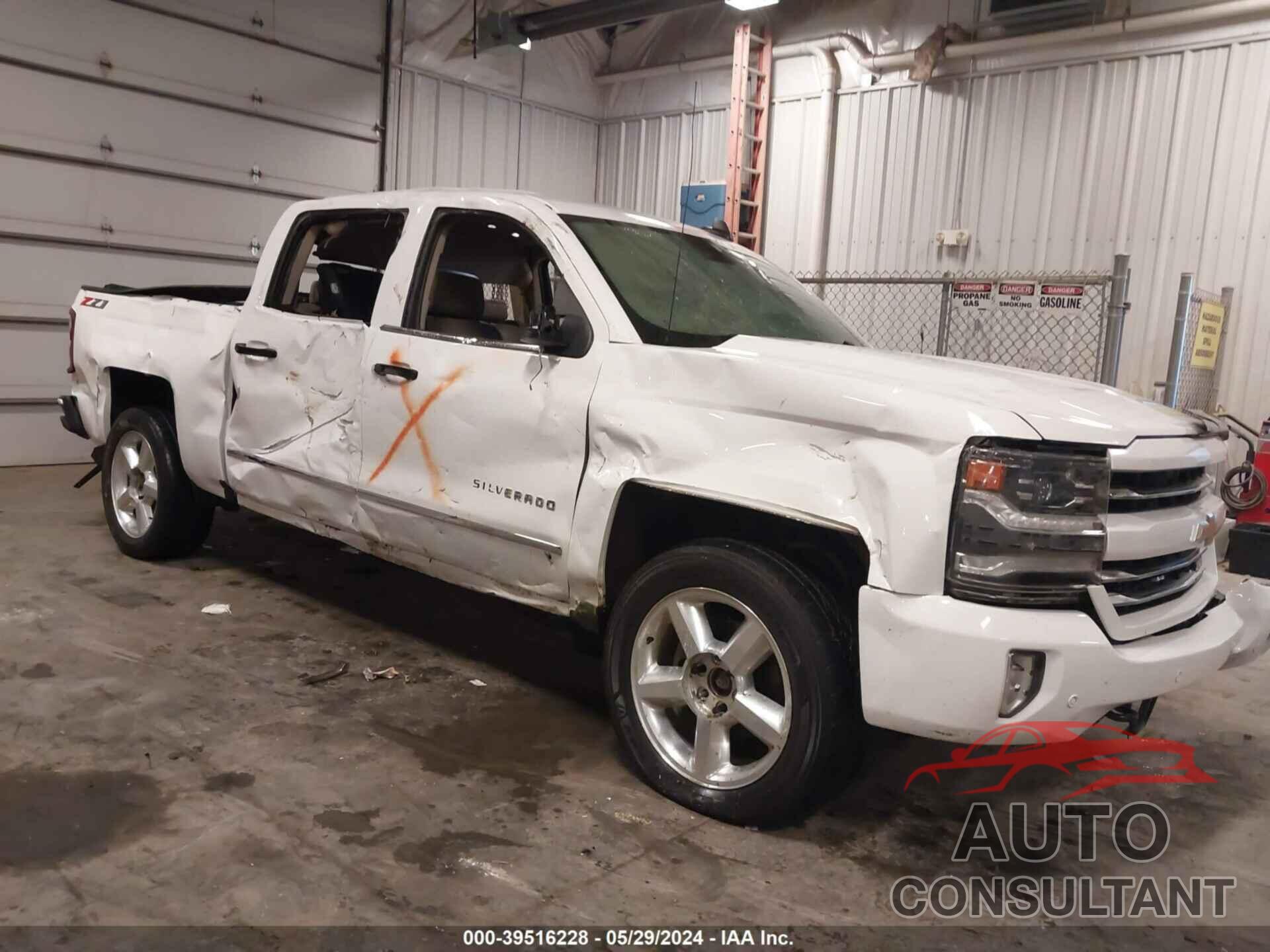 CHEVROLET SILVERADO 1500 2018 - 3GCUKSEC2JG270340