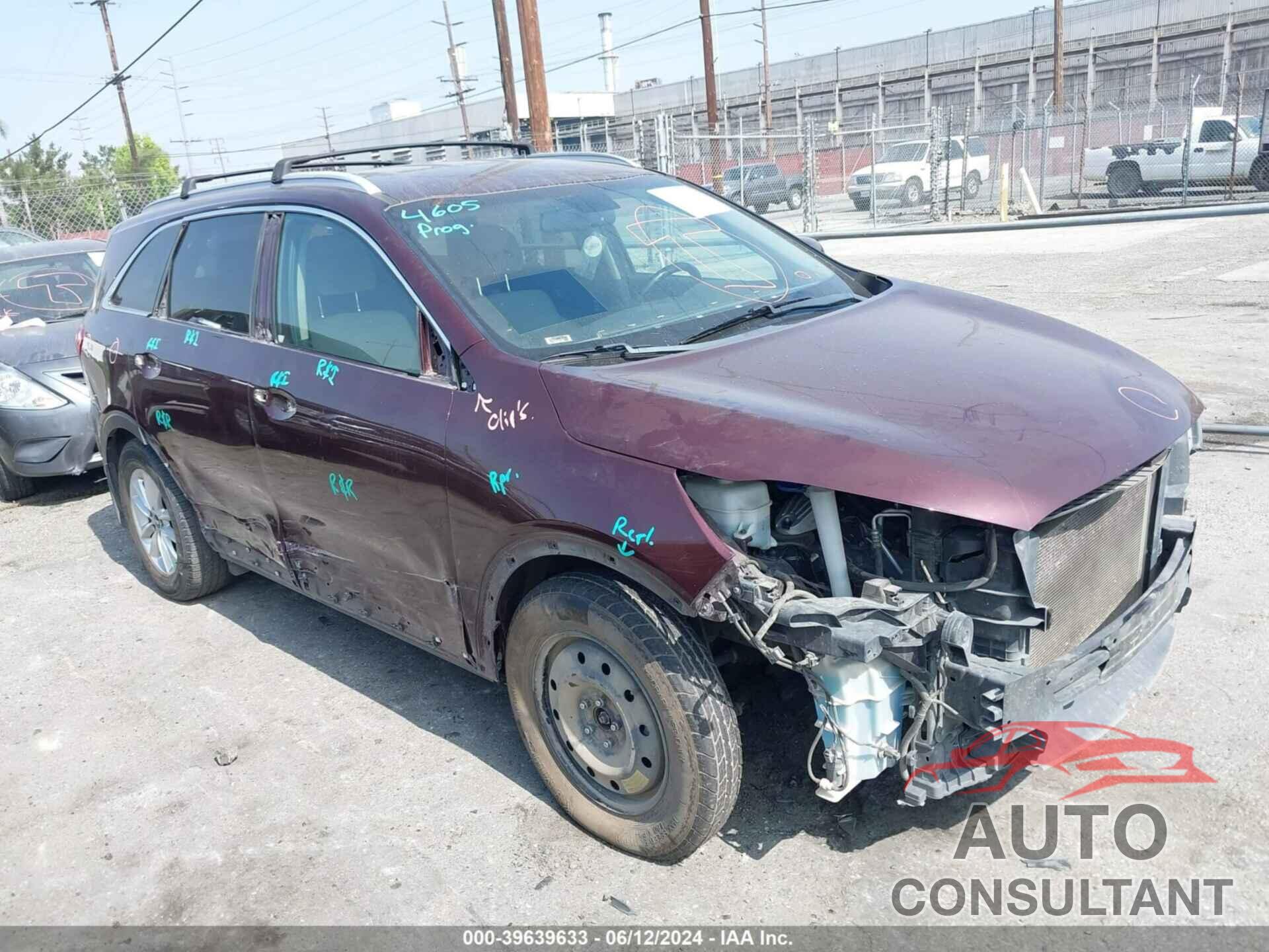 KIA SORENTO 2019 - 5XYPG4A58KG455817