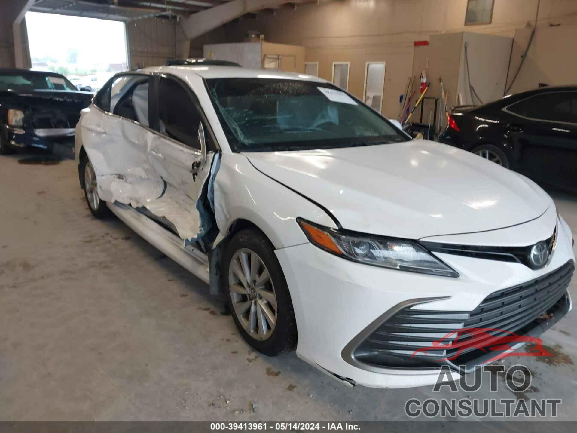 TOYOTA CAMRY 2023 - 4T1C11AK0PU787806