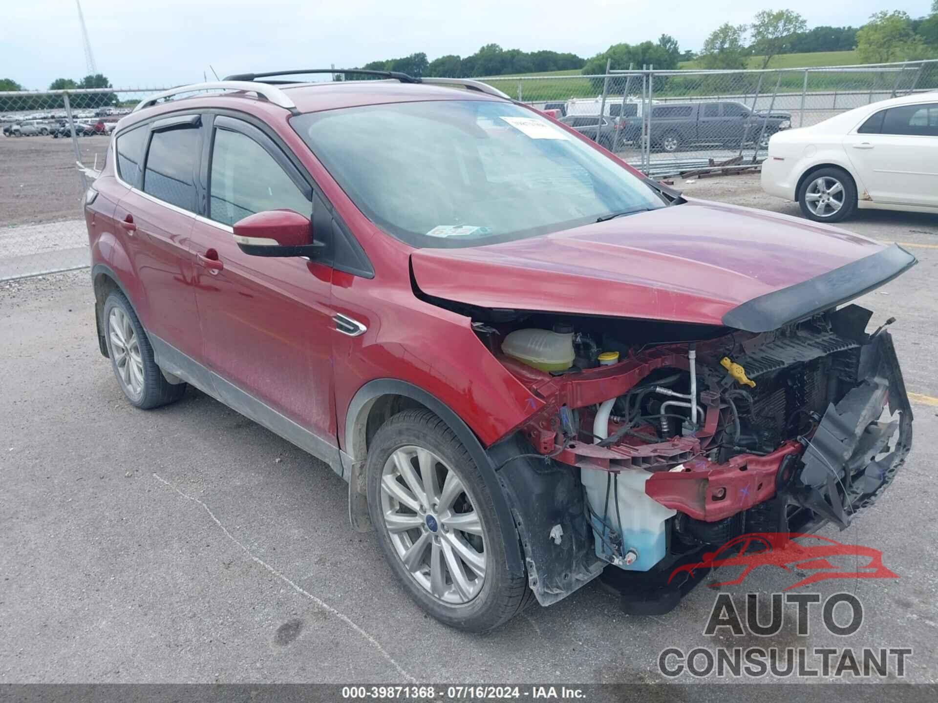 FORD ESCAPE 2017 - 1FMCU0J9XHUA58065