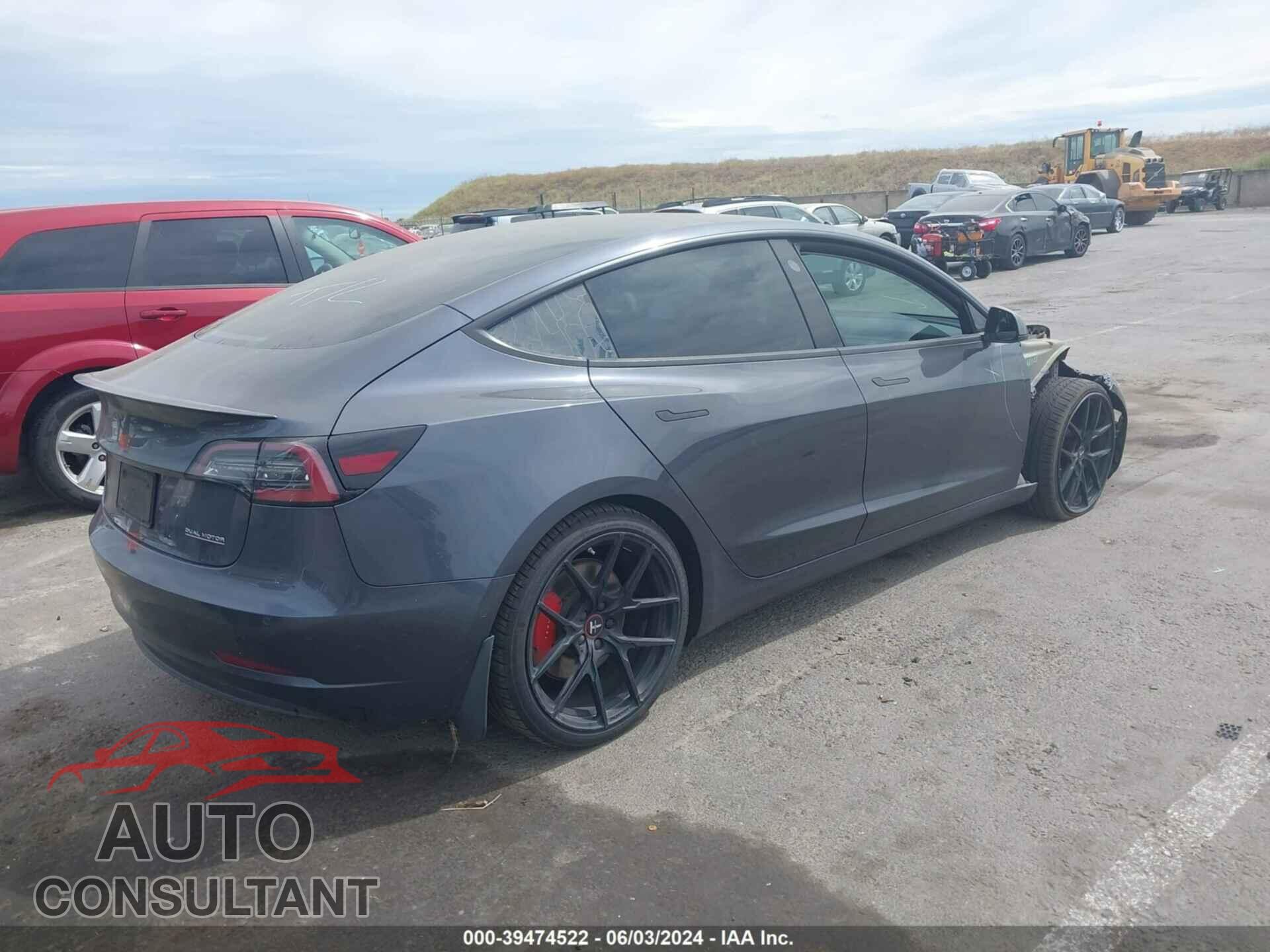 TESLA MODEL 3 2019 - 5YJ3E1EB6KF438430