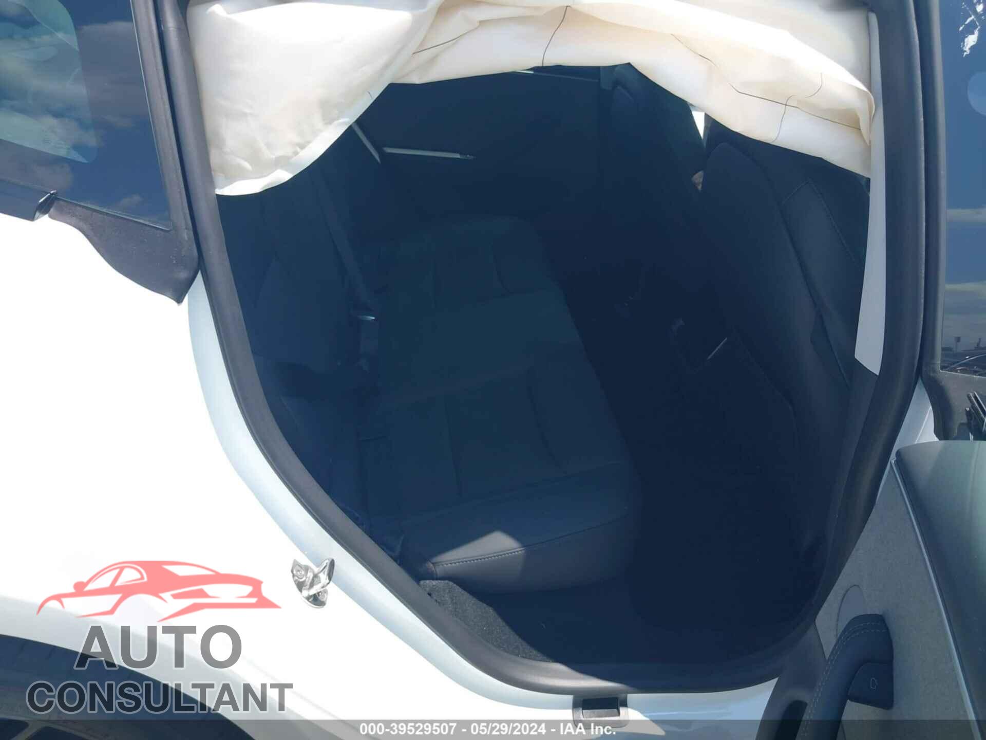 TESLA MODEL 3 2024 - 5YJ3E1EA6RF733030
