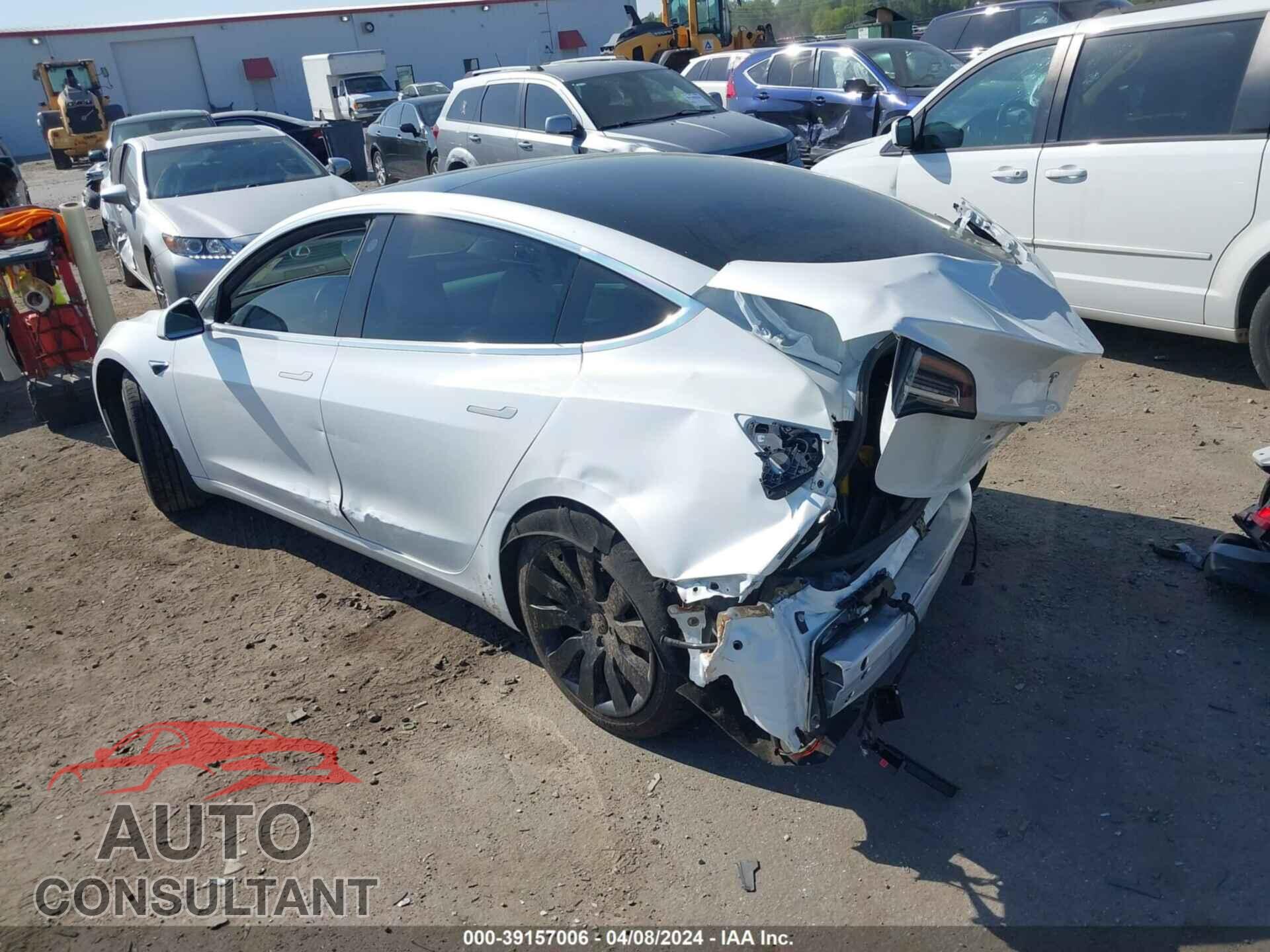 TESLA MODEL 3 2019 - 5YJ3E1EB5KF213903
