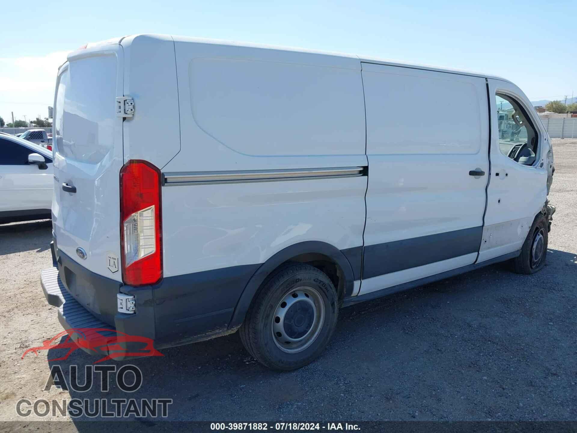 FORD TRANSIT-150 2017 - 1FTYE1YM7HKB57218