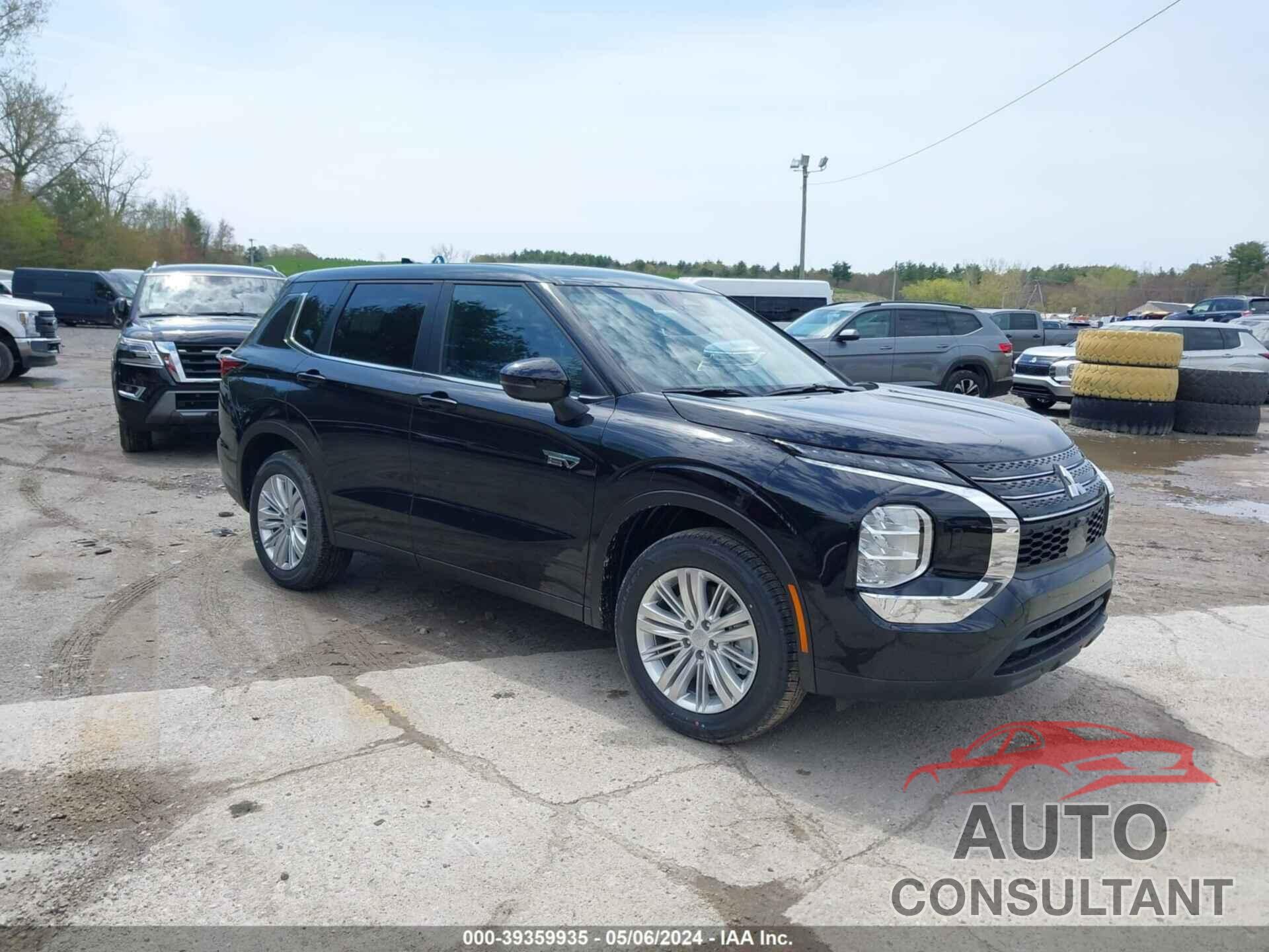 MITSUBISHI OUTLANDER 2024 - JA4T5UA93RZ049151