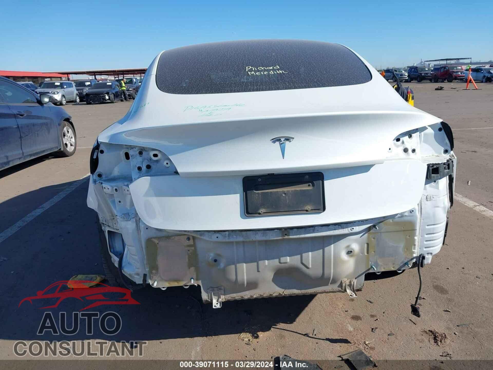 TESLA MODEL 3 2023 - 5YJ3E1EA0PF411903
