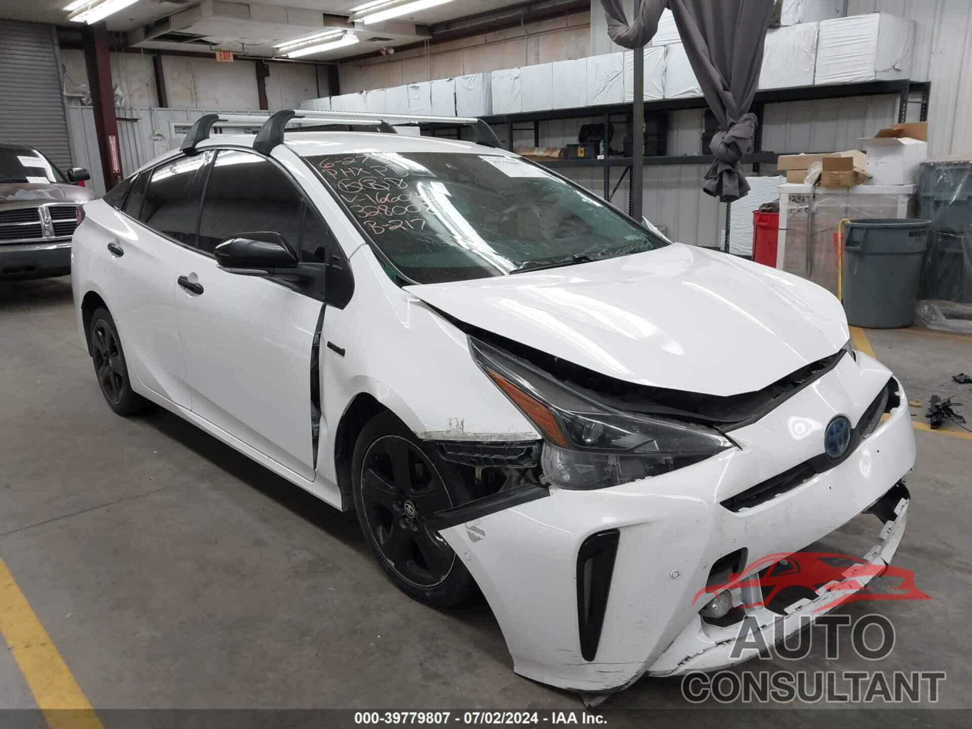 TOYOTA PRIUS 2022 - JTDKAMFU0N3166046