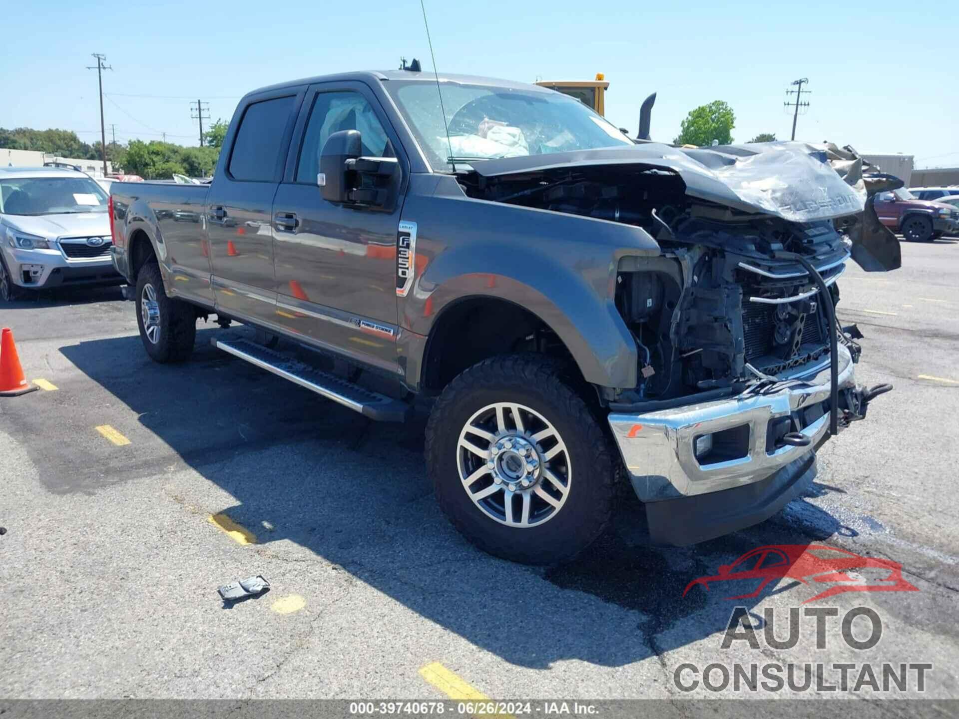 FORD F-350 2019 - 1FT8W3BT2KEE84138