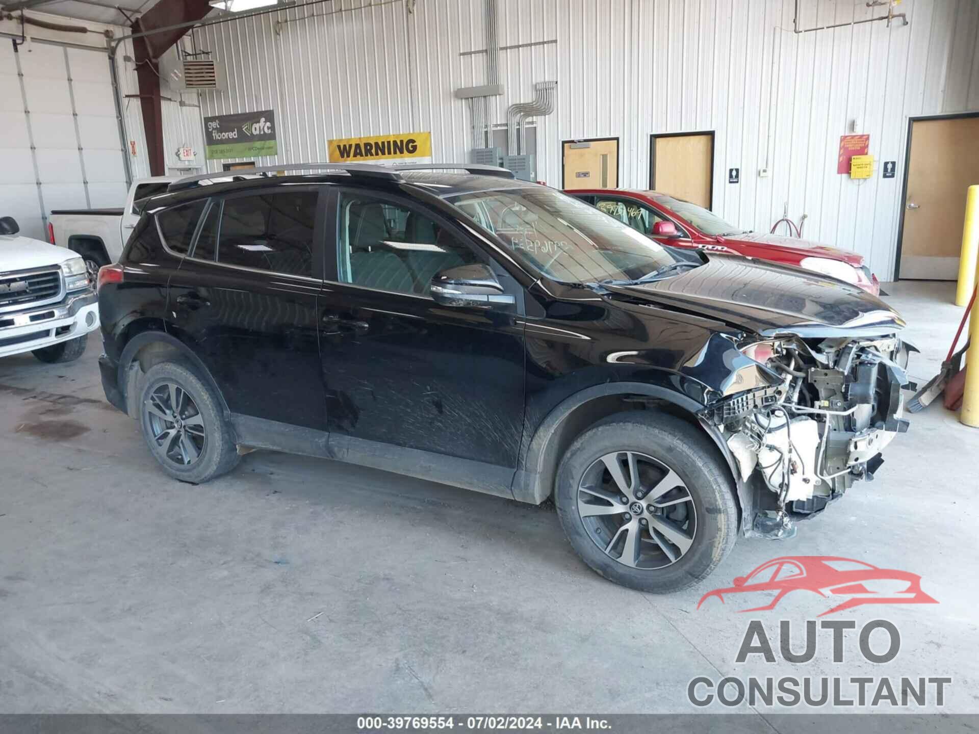 TOYOTA RAV4 2018 - 2T3RFREVXJW767236