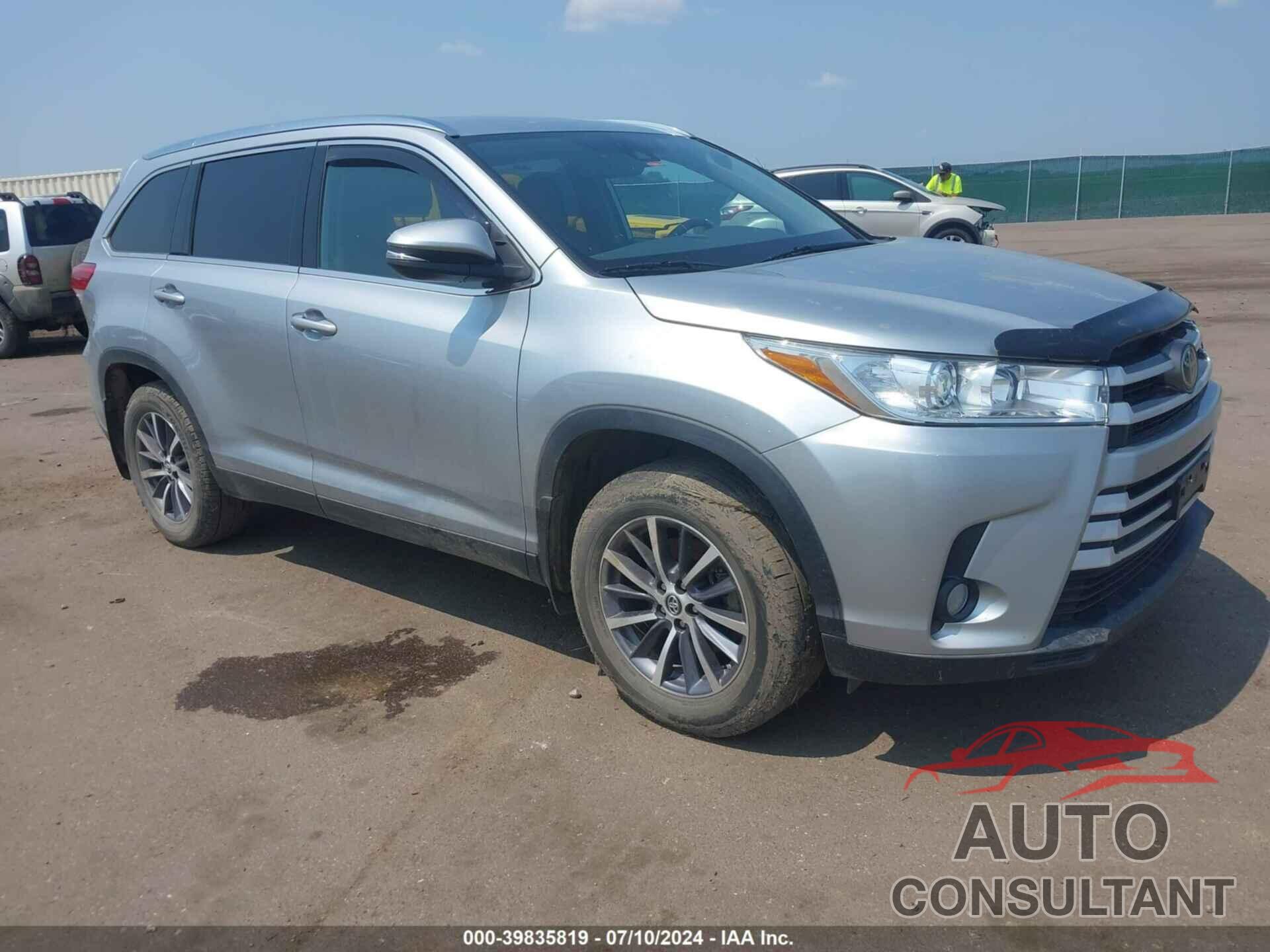 TOYOTA HIGHLANDER 2019 - 5TDJZRFH8KS606030