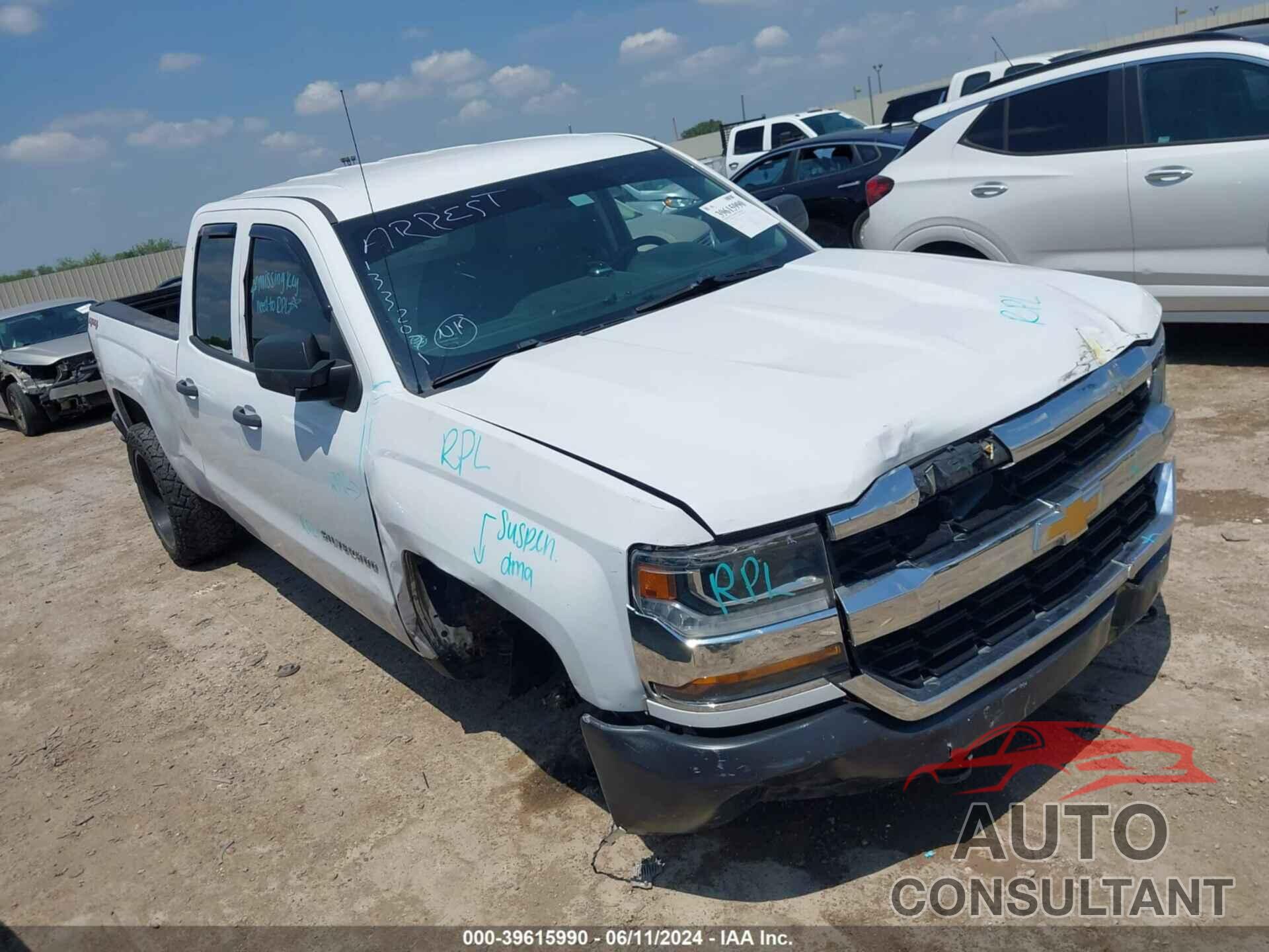 CHEVROLET SILVERADO 1500 2018 - 1GCVKNEC1JZ234791