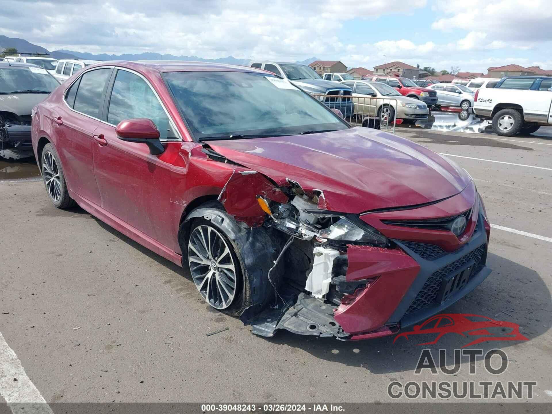 TOYOTA CAMRY 2018 - 4T1B11HKXJU658559