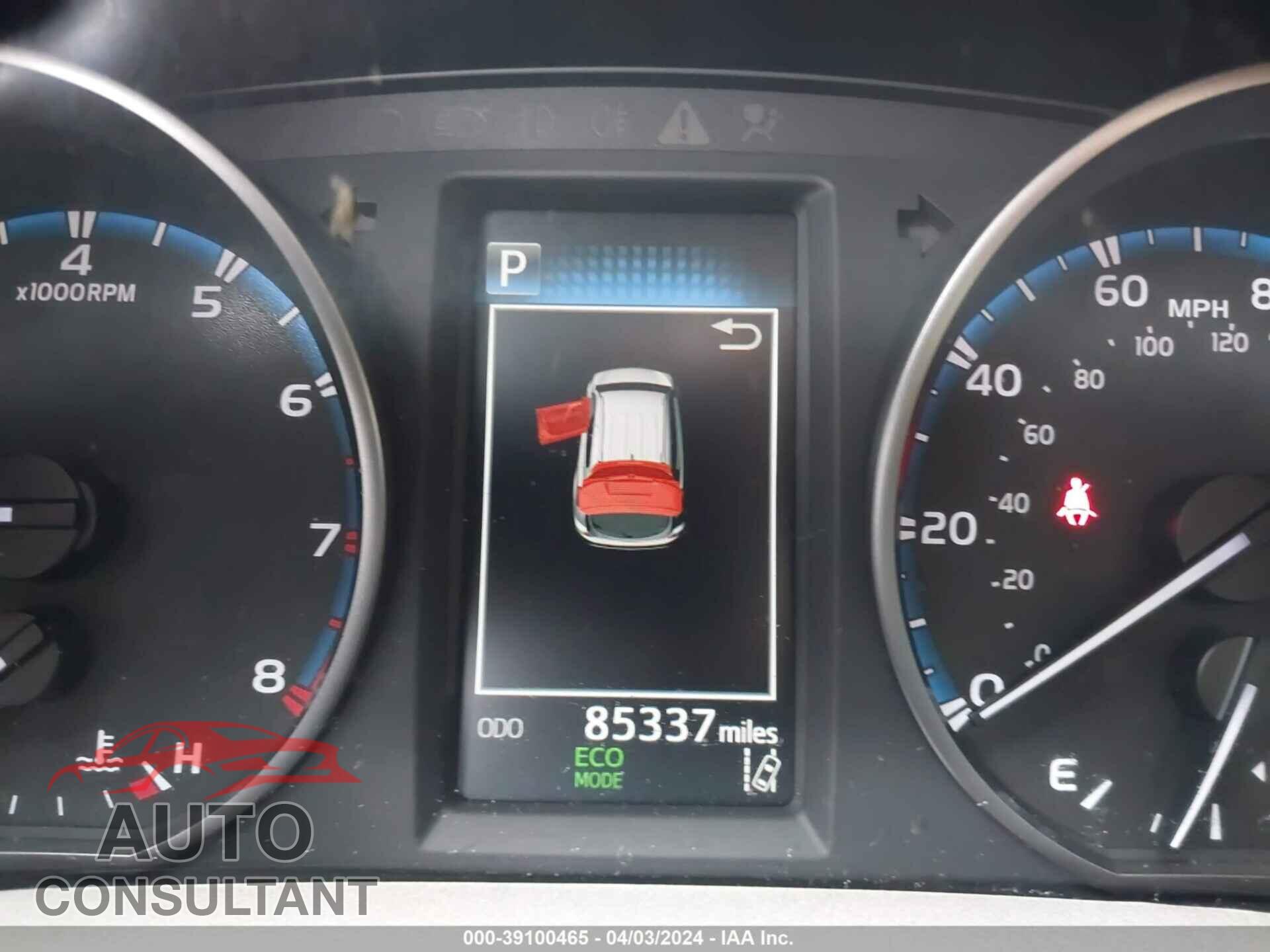 TOYOTA RAV4 2017 - 2T3ZFREV6HW347399