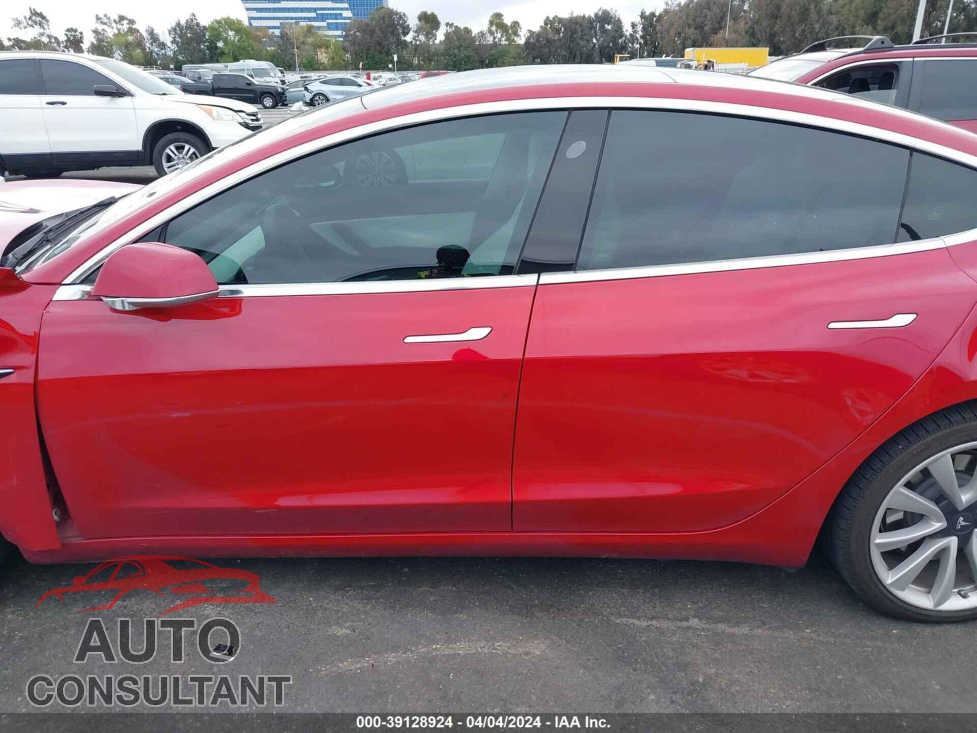 TESLA MODEL 3 2019 - 5YJ3E1EA2KF363068