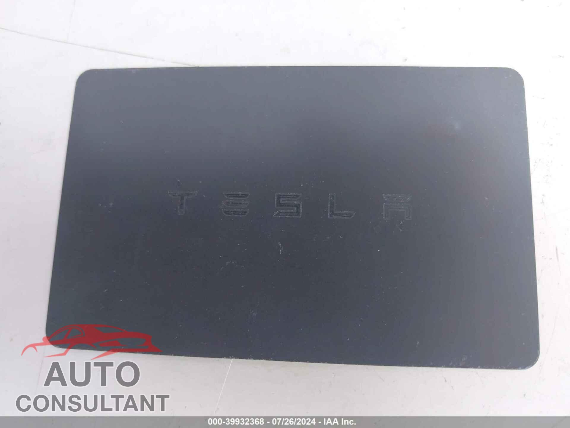 TESLA MODEL 3 2018 - 5YJ3E1EB8JF086630