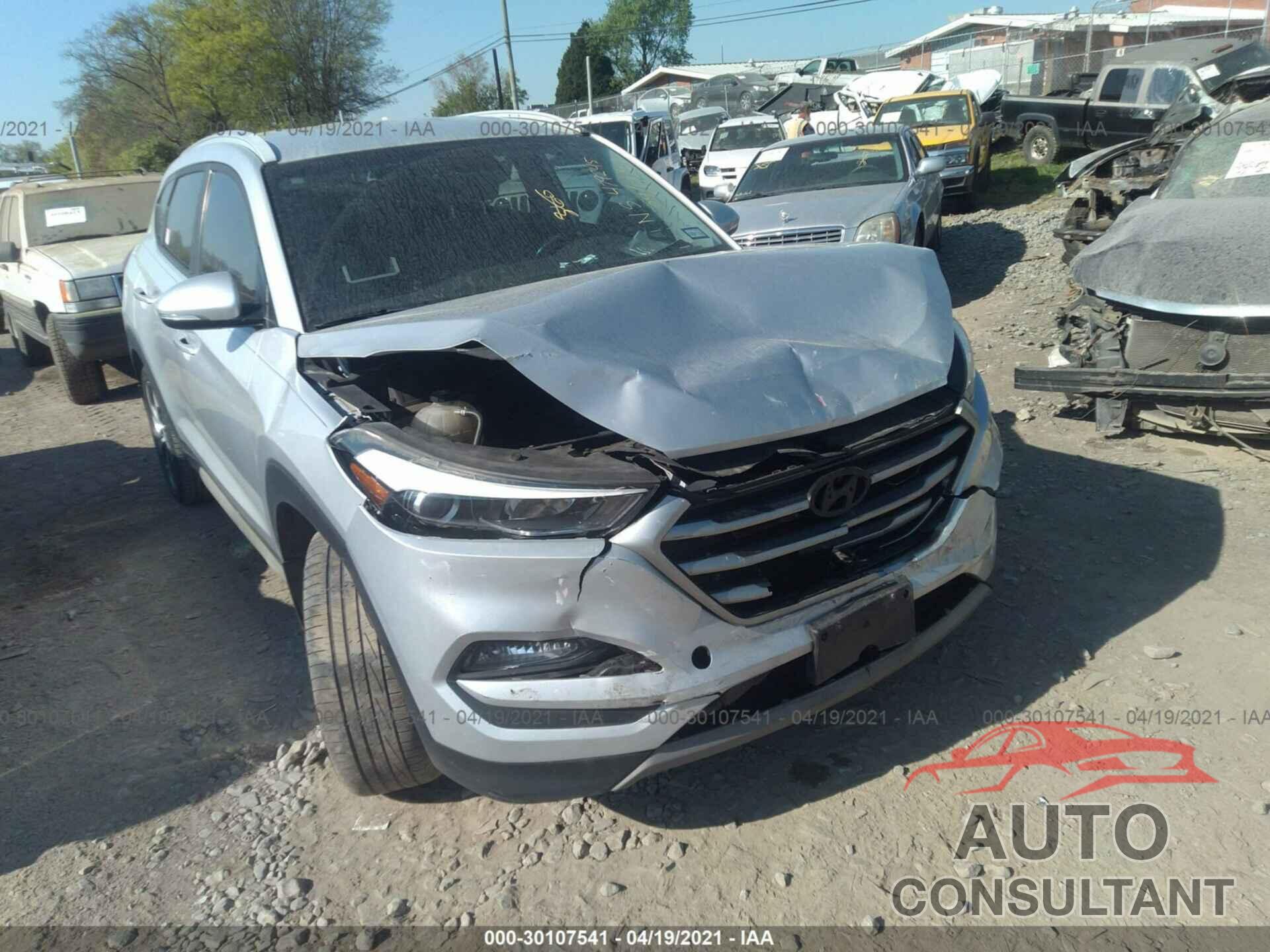 HYUNDAI TUCSON 2017 - KM8J33A24HU479245