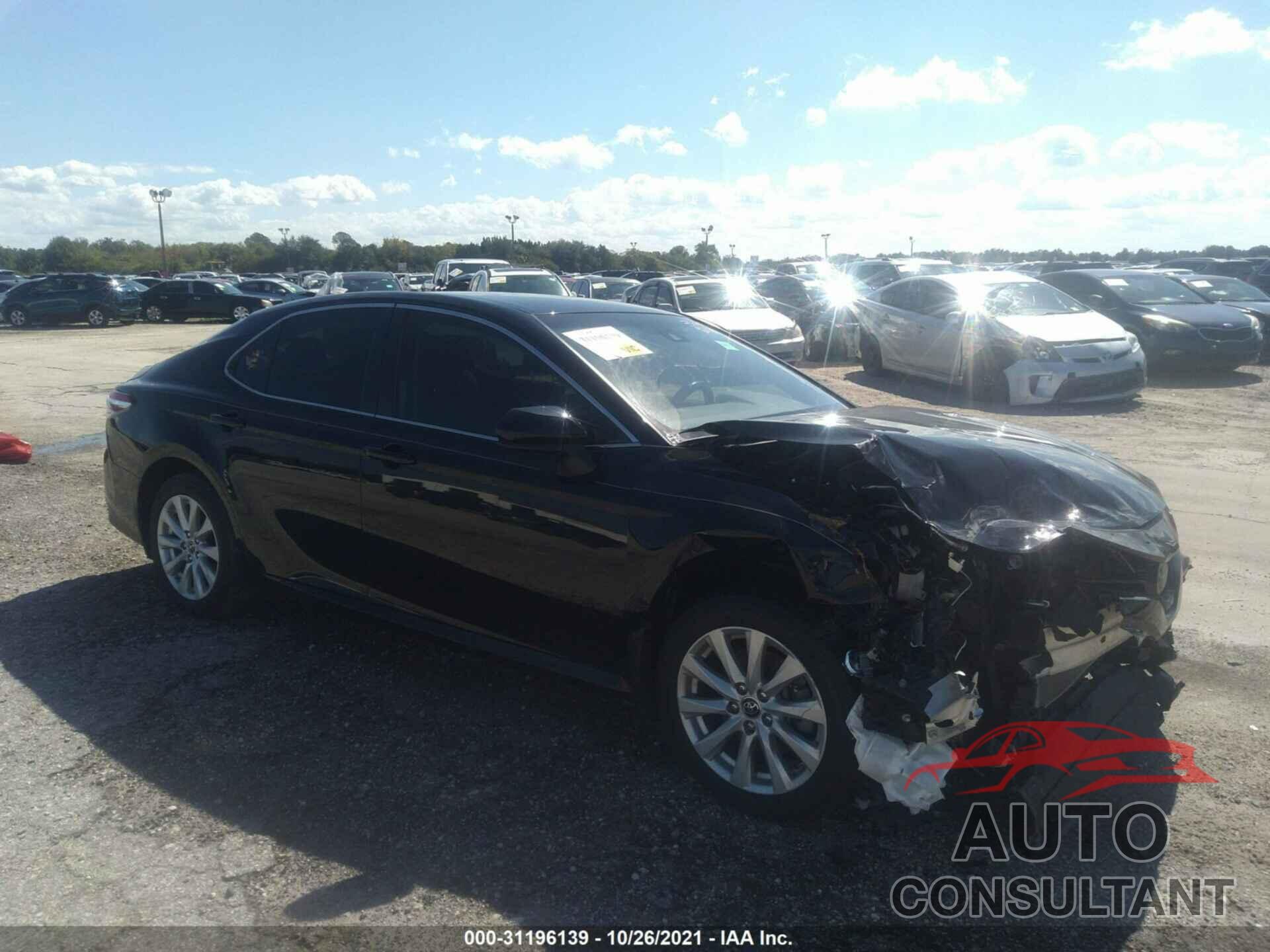 TOYOTA CAMRY 2018 - JTNB11HK6J3018094