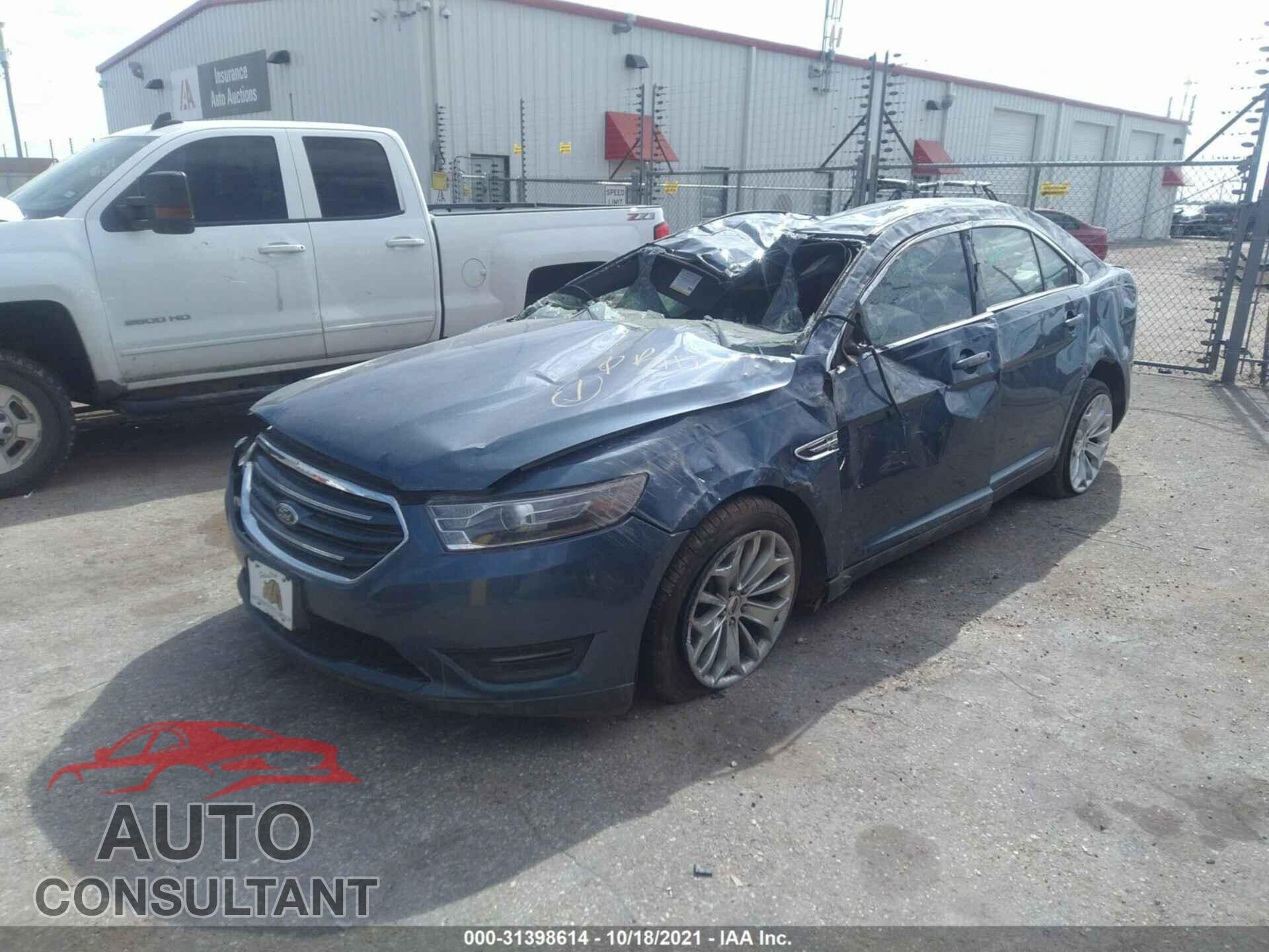 FORD TAURUS 2018 - 1FAHP2F82JG109727