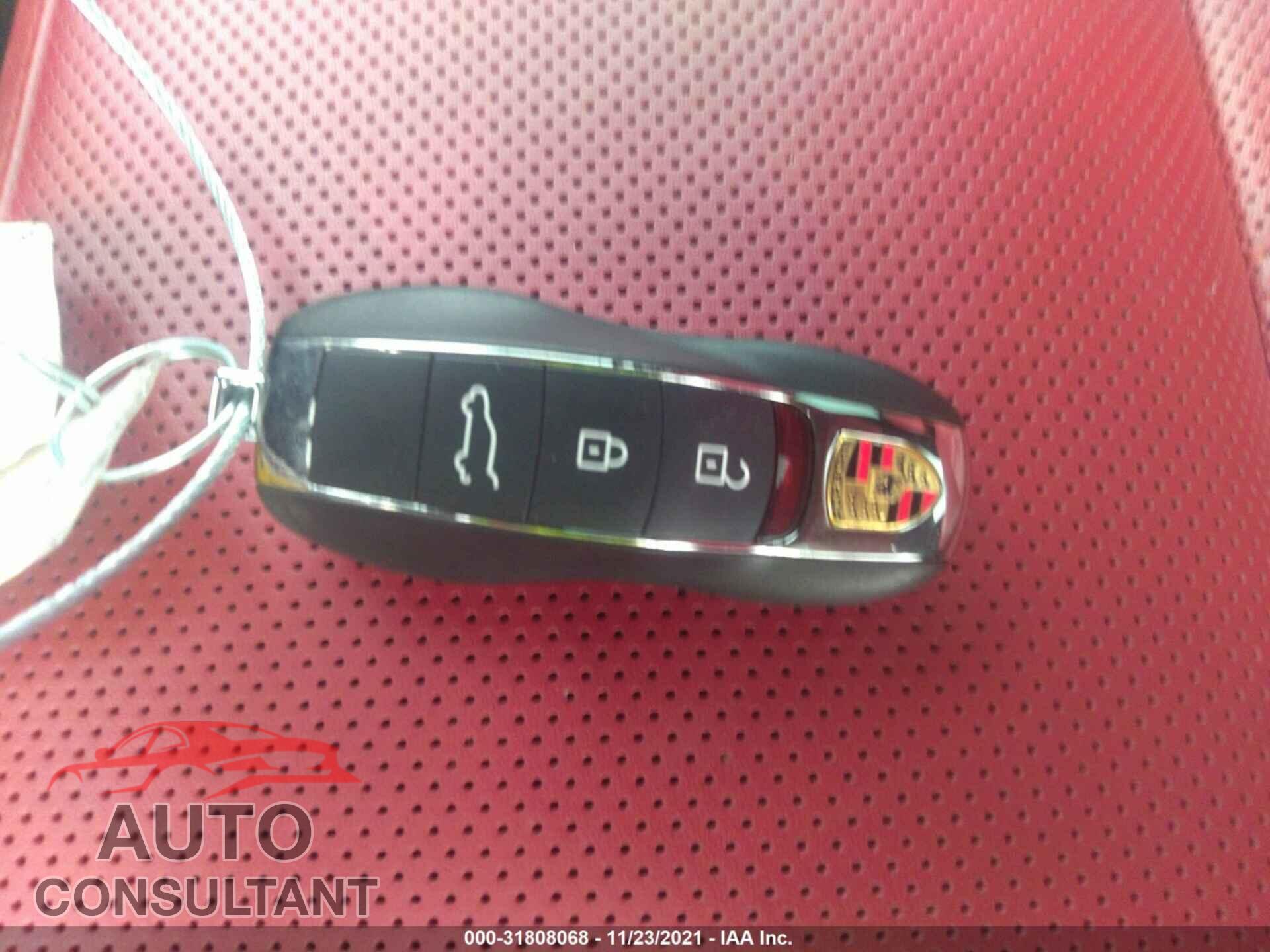 PORSCHE MACAN 2019 - WP1AB2A51KLB32107