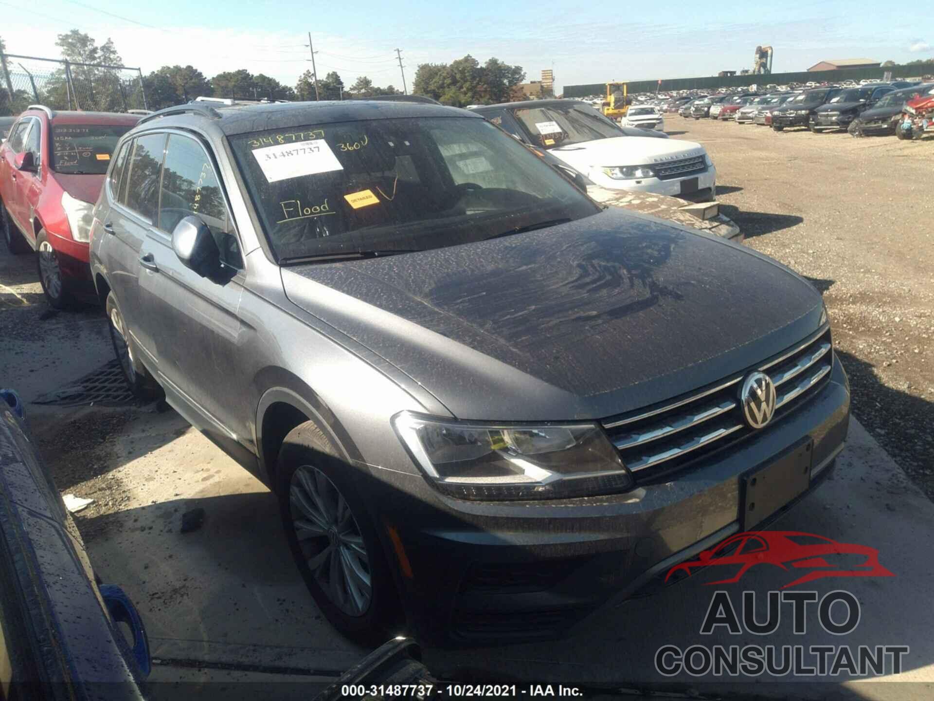 VOLKSWAGEN TIGUAN 2018 - 3VV2B7AX1JM171461