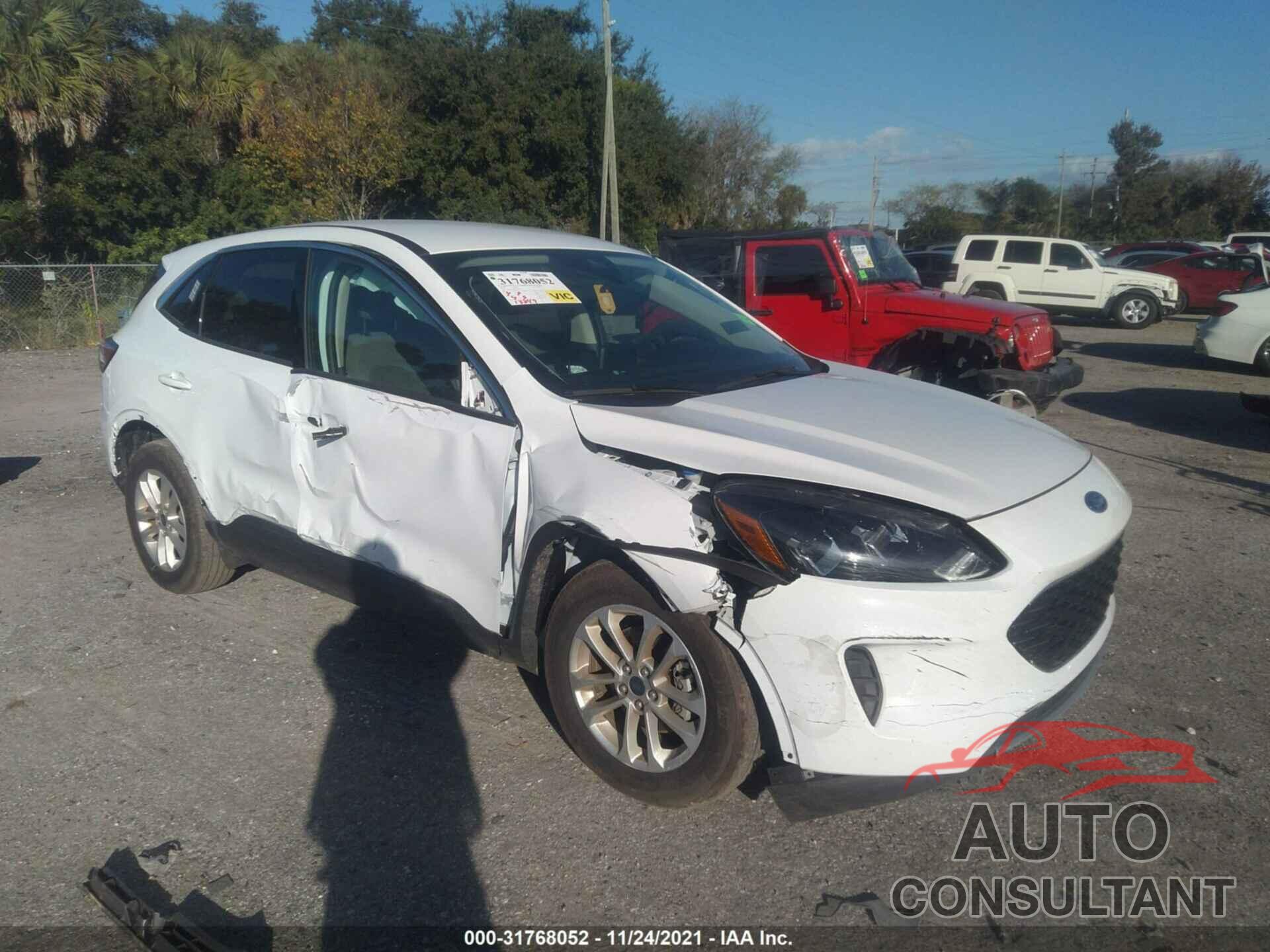 FORD ESCAPE 2020 - 1FMCU0G60LUB64319