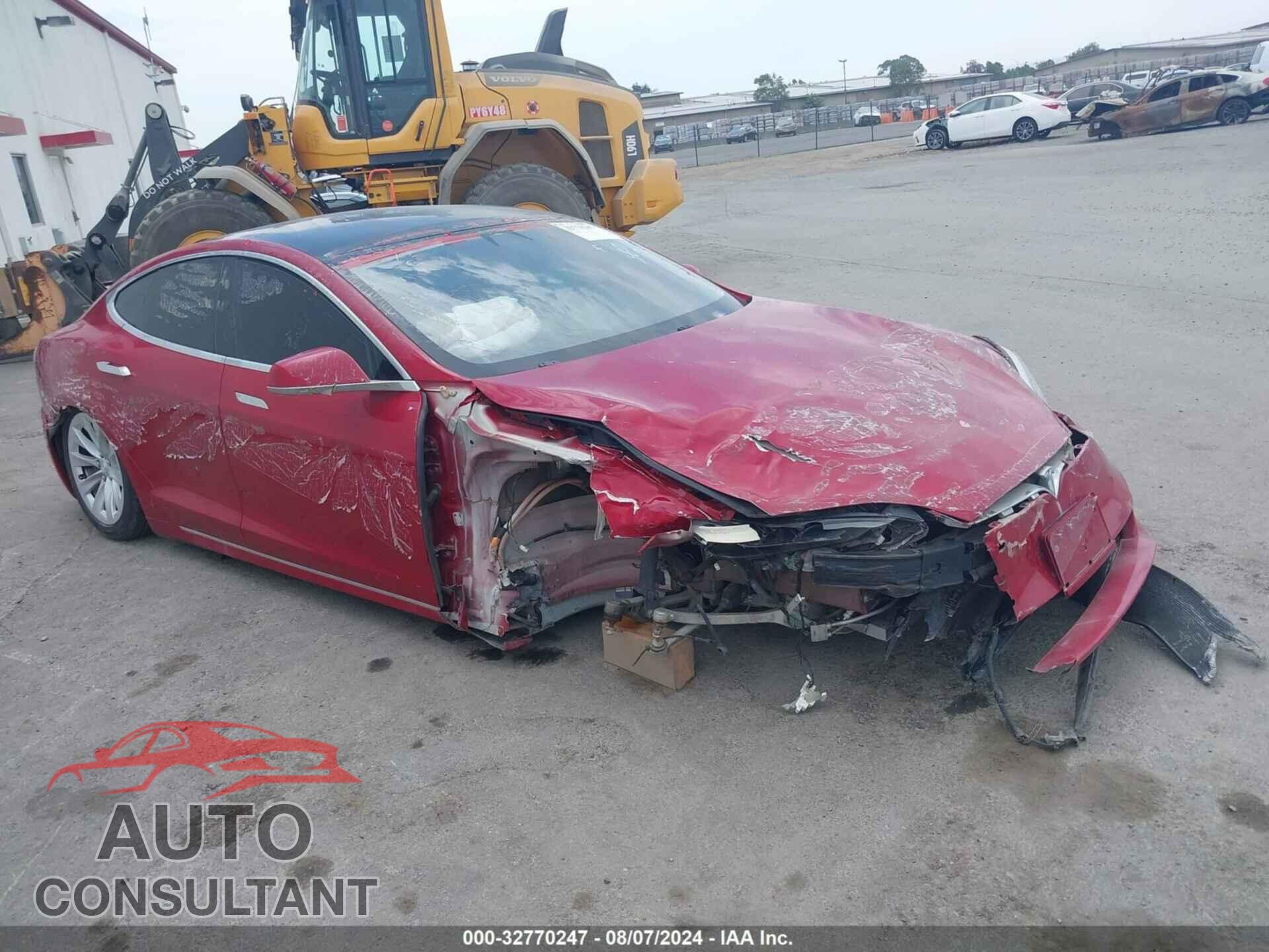 TESLA MODEL S 2017 - 5YJSA1E18HF213739