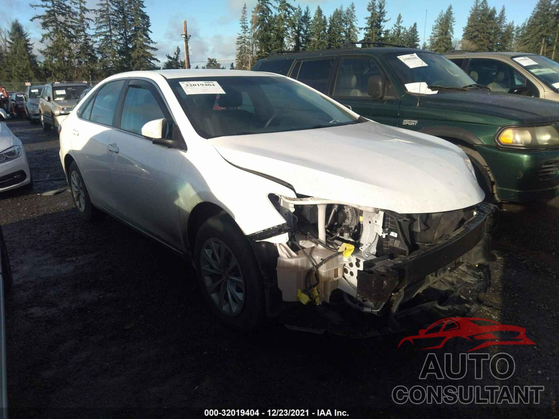 TOYOTA CAMRY 2016 - 4T4BF1FK1GR531749