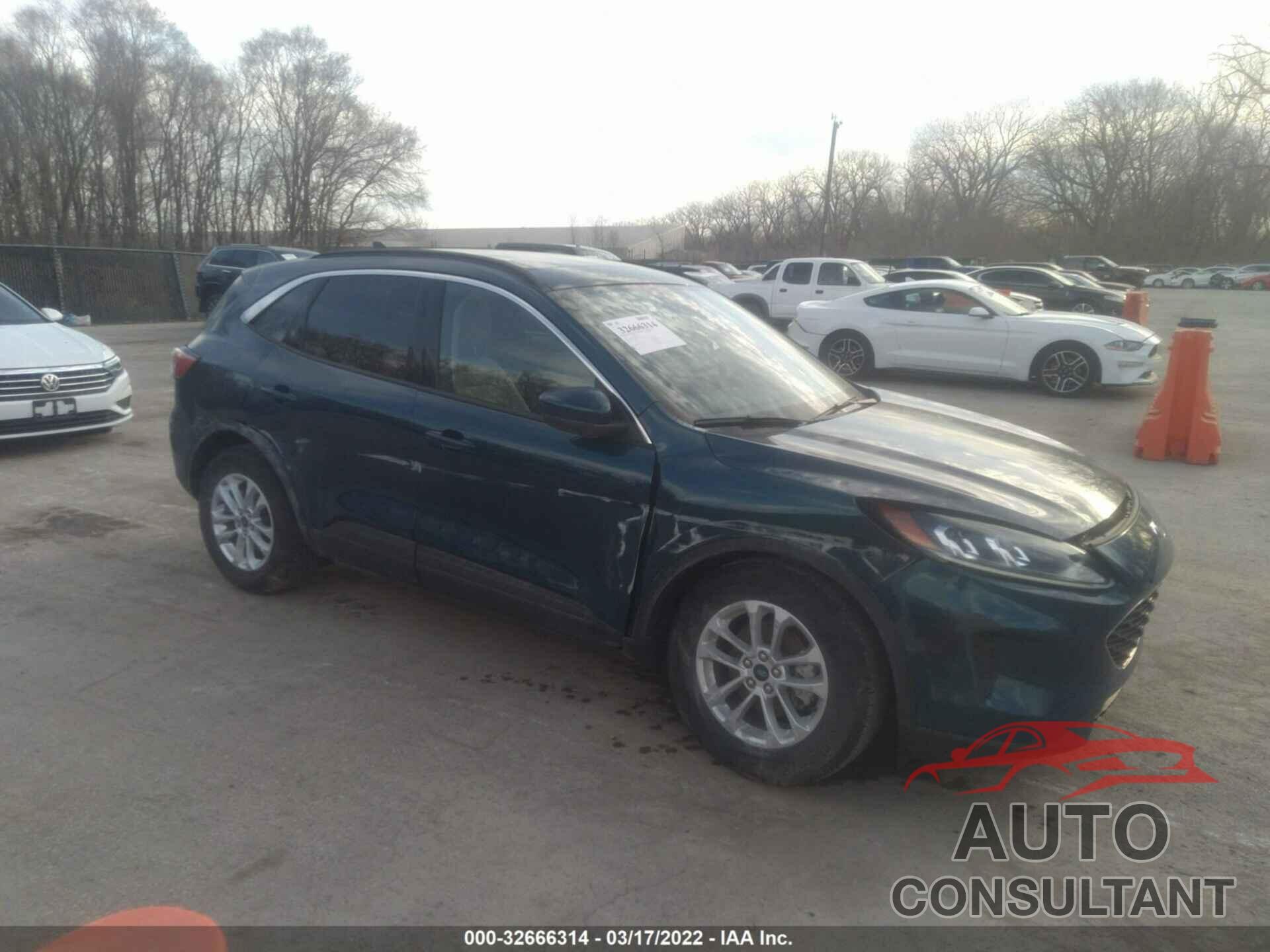 FORD ESCAPE 2020 - 1FMCU0G68LUC75023