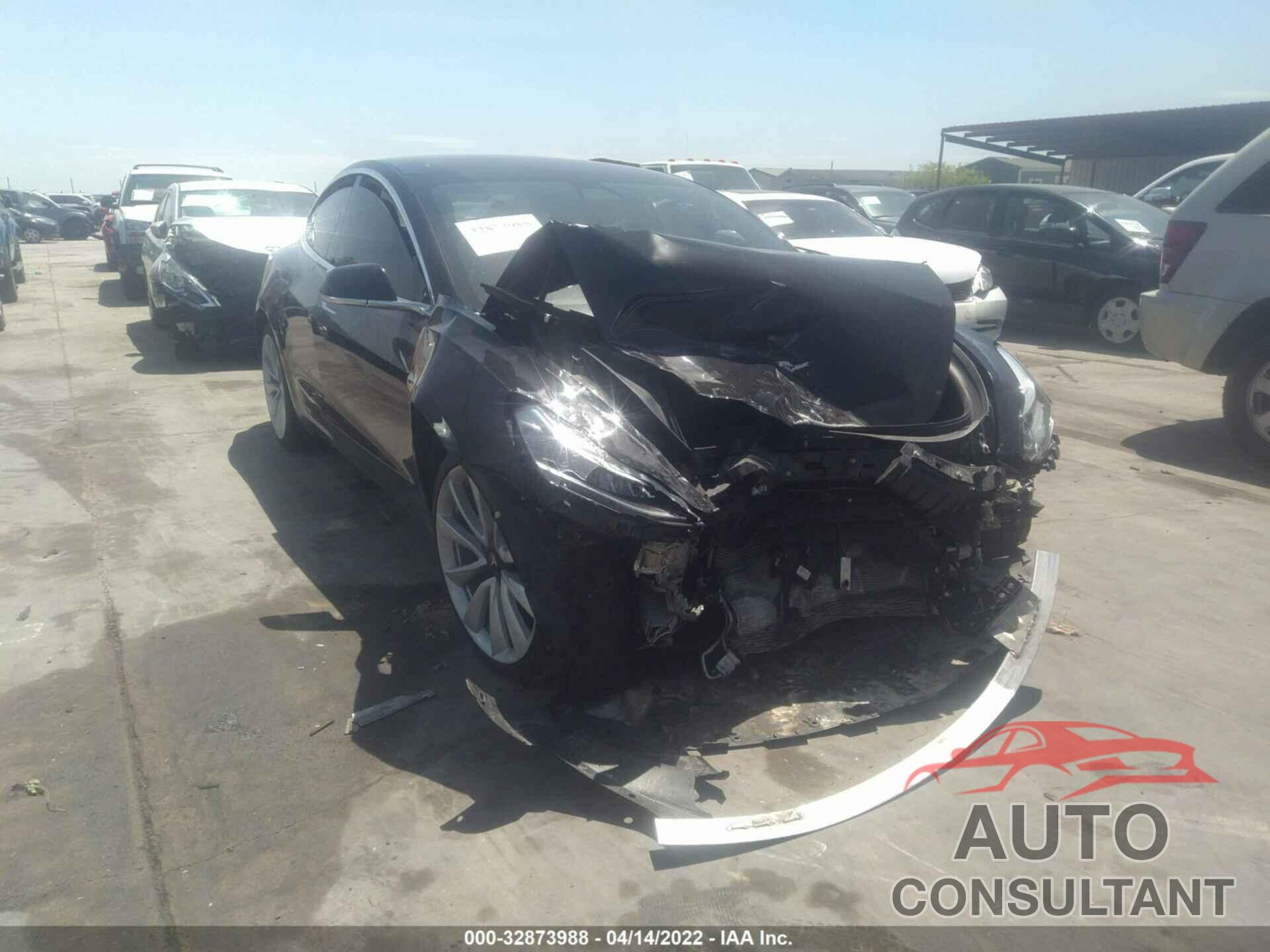 TESLA MODEL 3 2018 - 5YJ3E1EA5JF157029