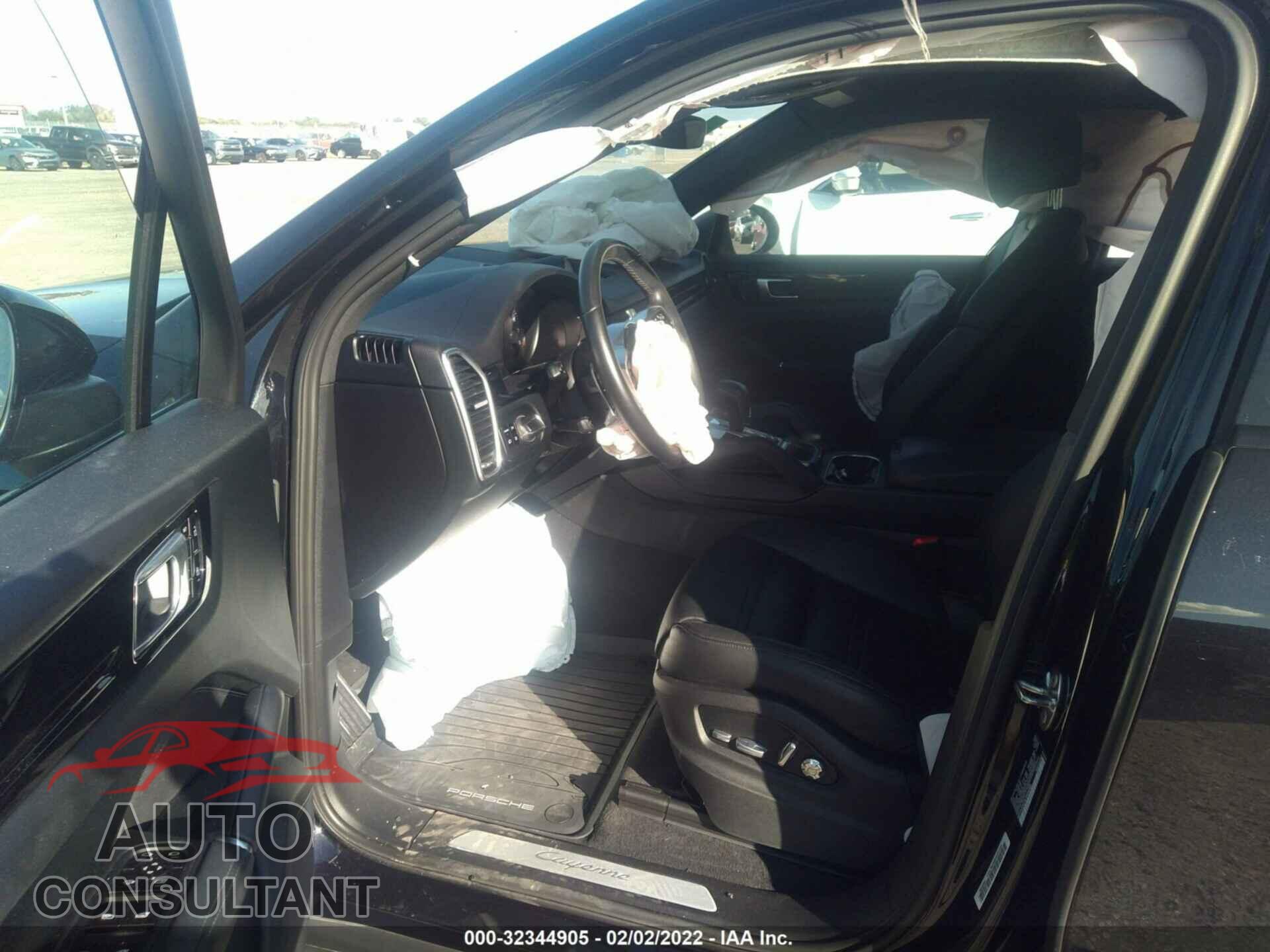 PORSCHE CAYENNE 2020 - WP1AA2AY9LDA06005