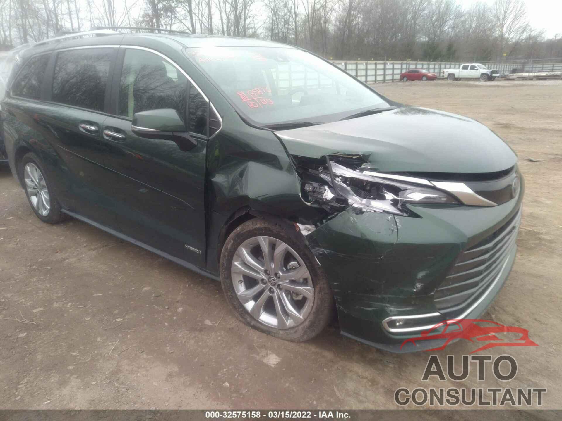 TOYOTA SIENNA 2021 - 5TDERKEC1MS002532