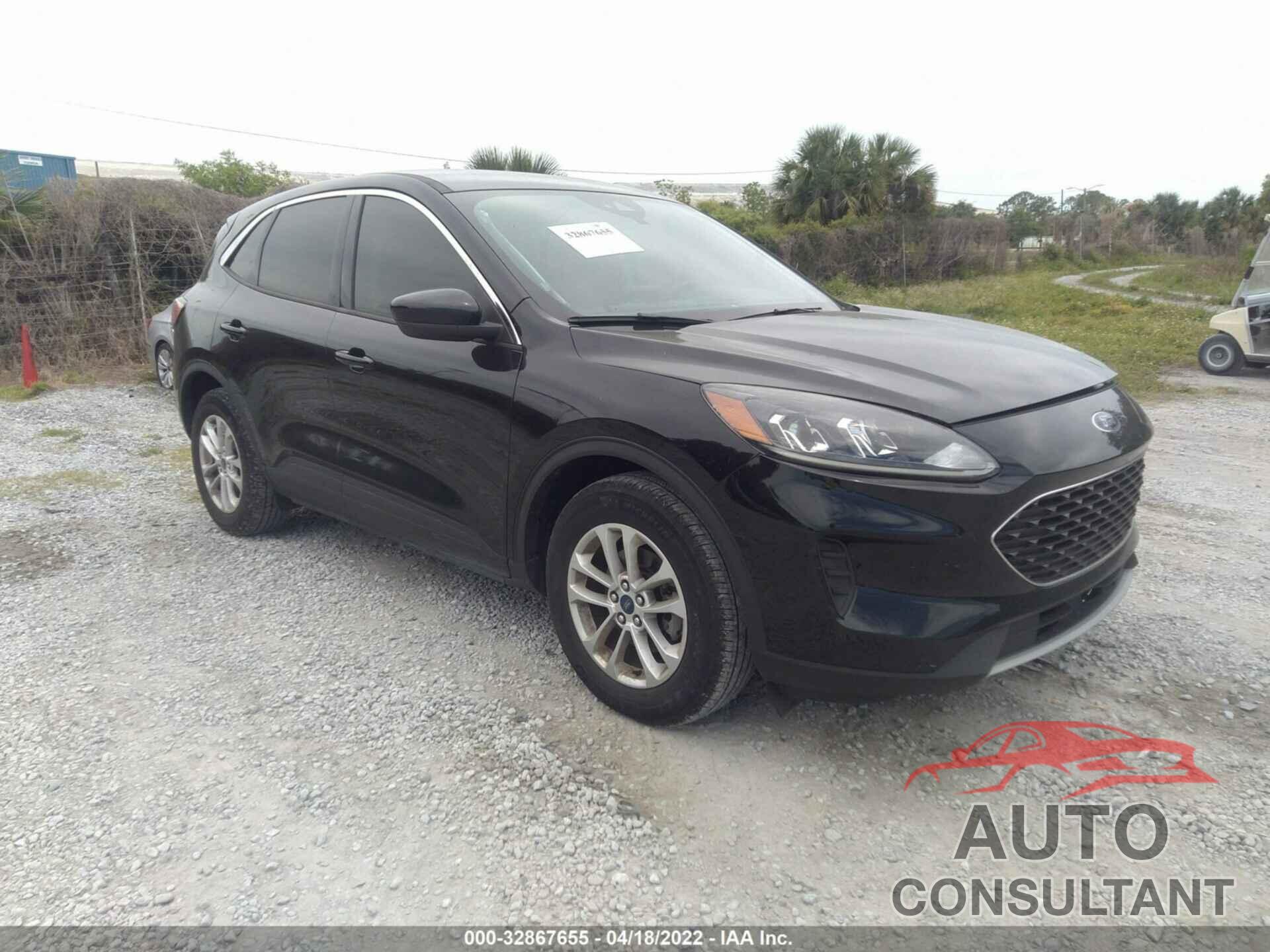 FORD ESCAPE 2020 - 1FMCU0G61LUA69493