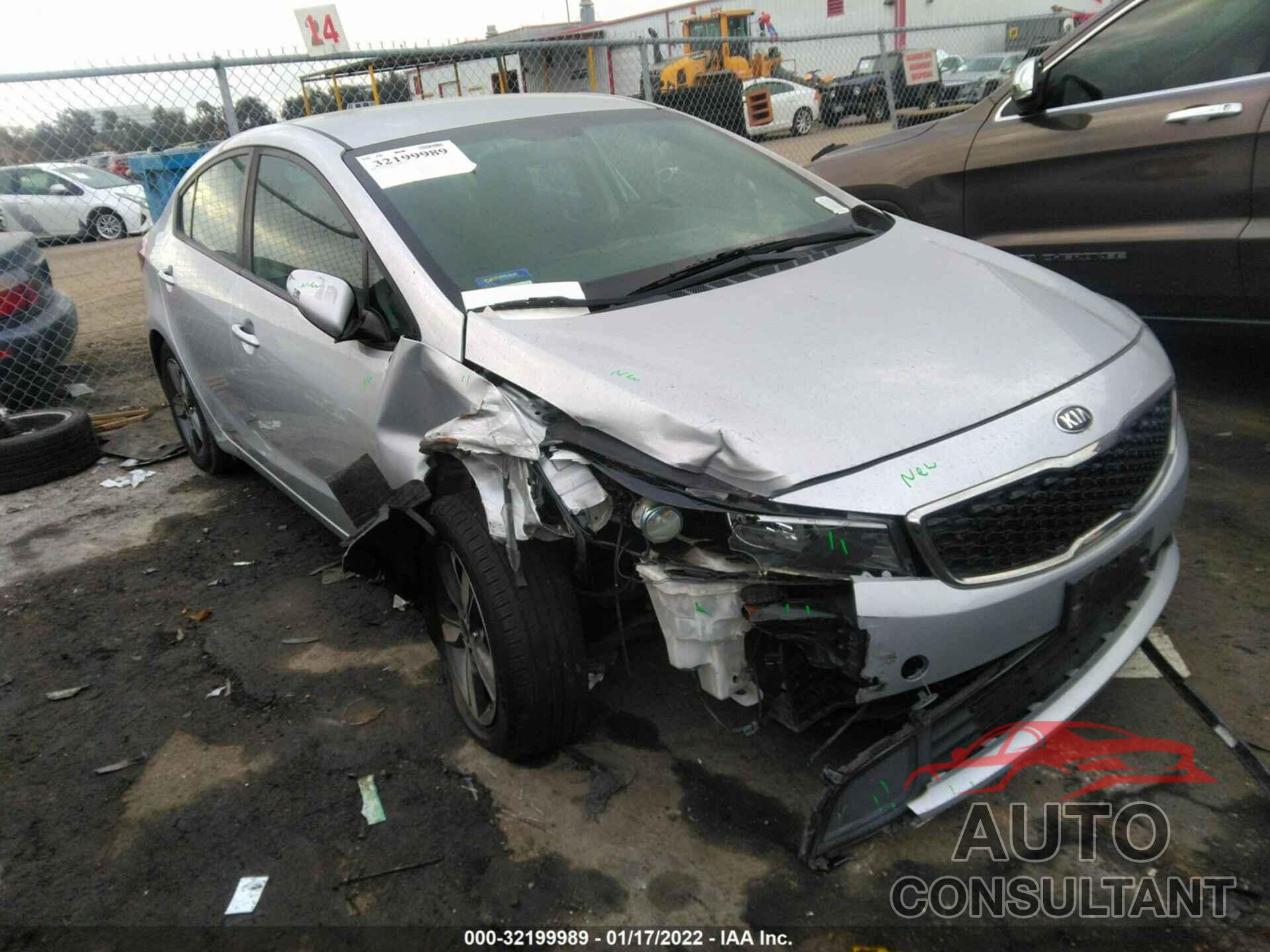 KIA FORTE 2018 - 3KPFL4A75JE244515