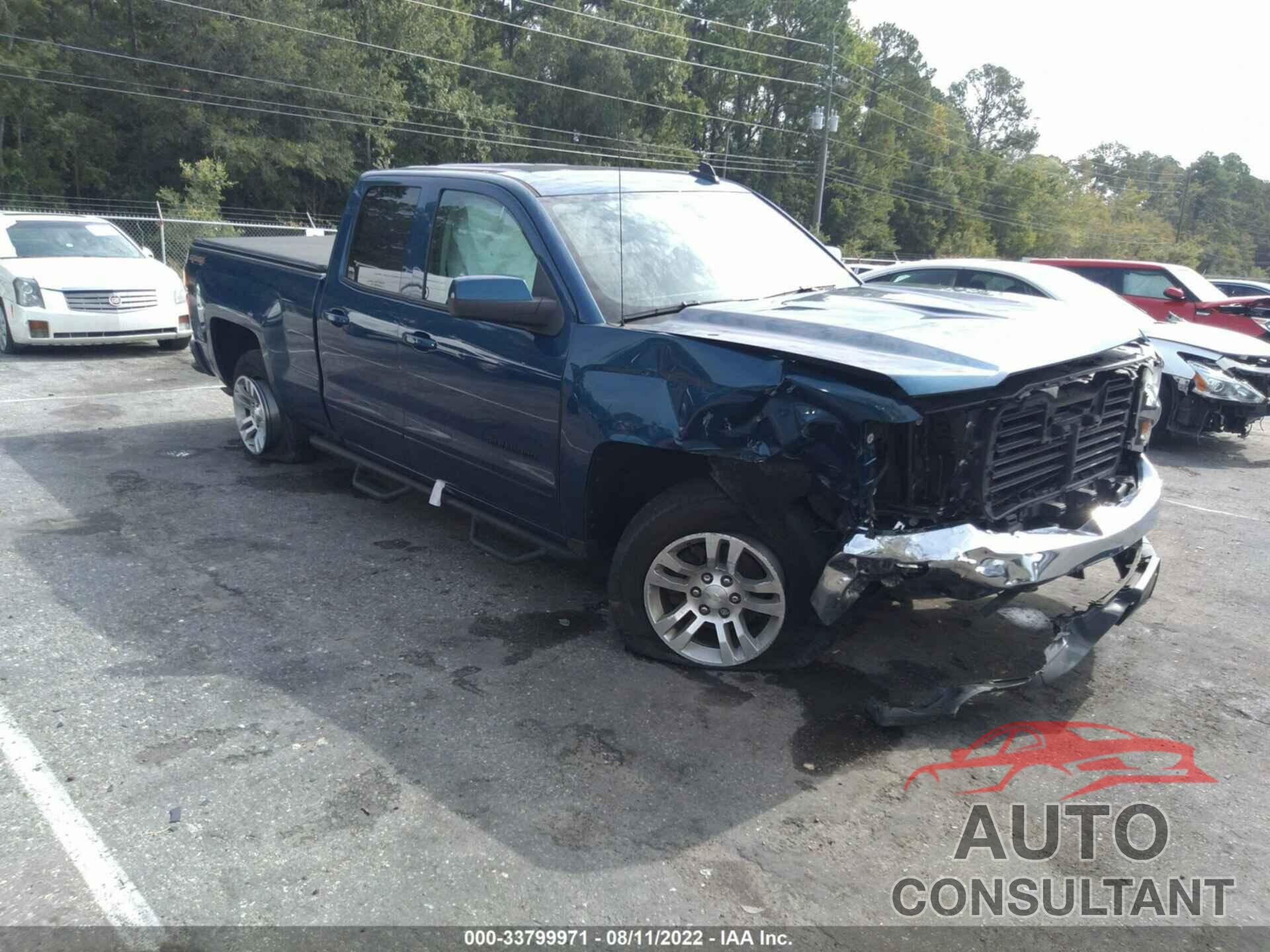 CHEVROLET SILVERADO 1500 2017 - 1GCVKREC8HZ249645
