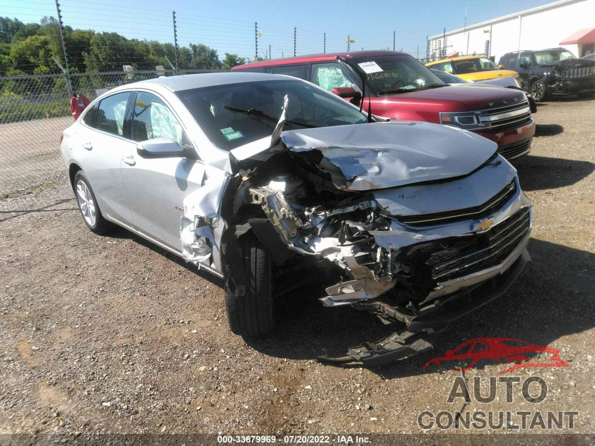 CHEVROLET MALIBU 2018 - 1G1ZD5ST1JF217144