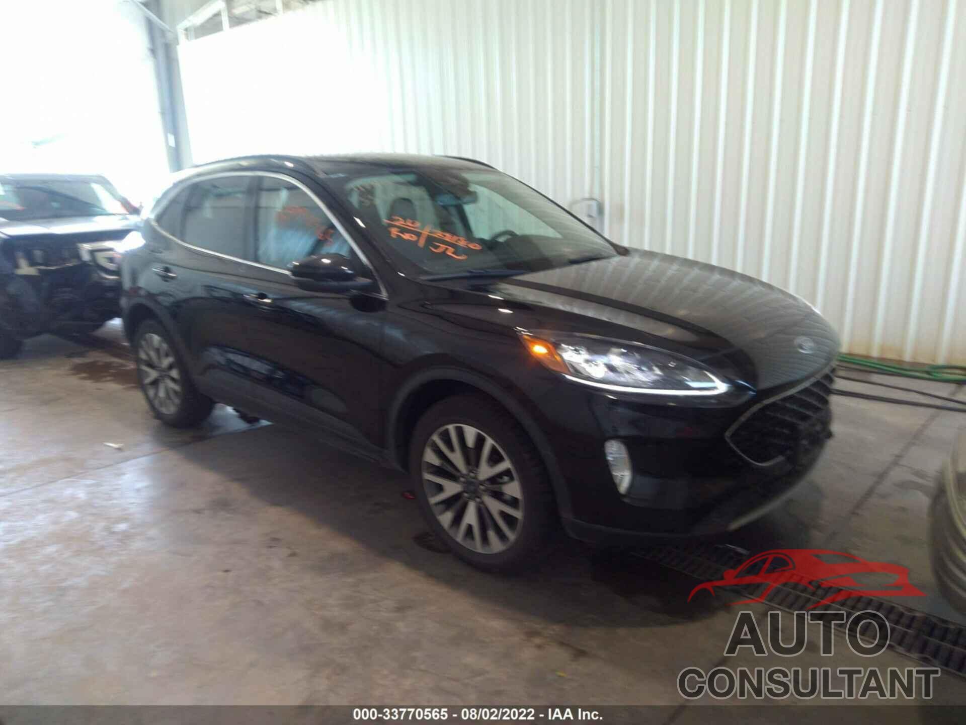 FORD ESCAPE 2020 - 1FMCU9J90LUB07593