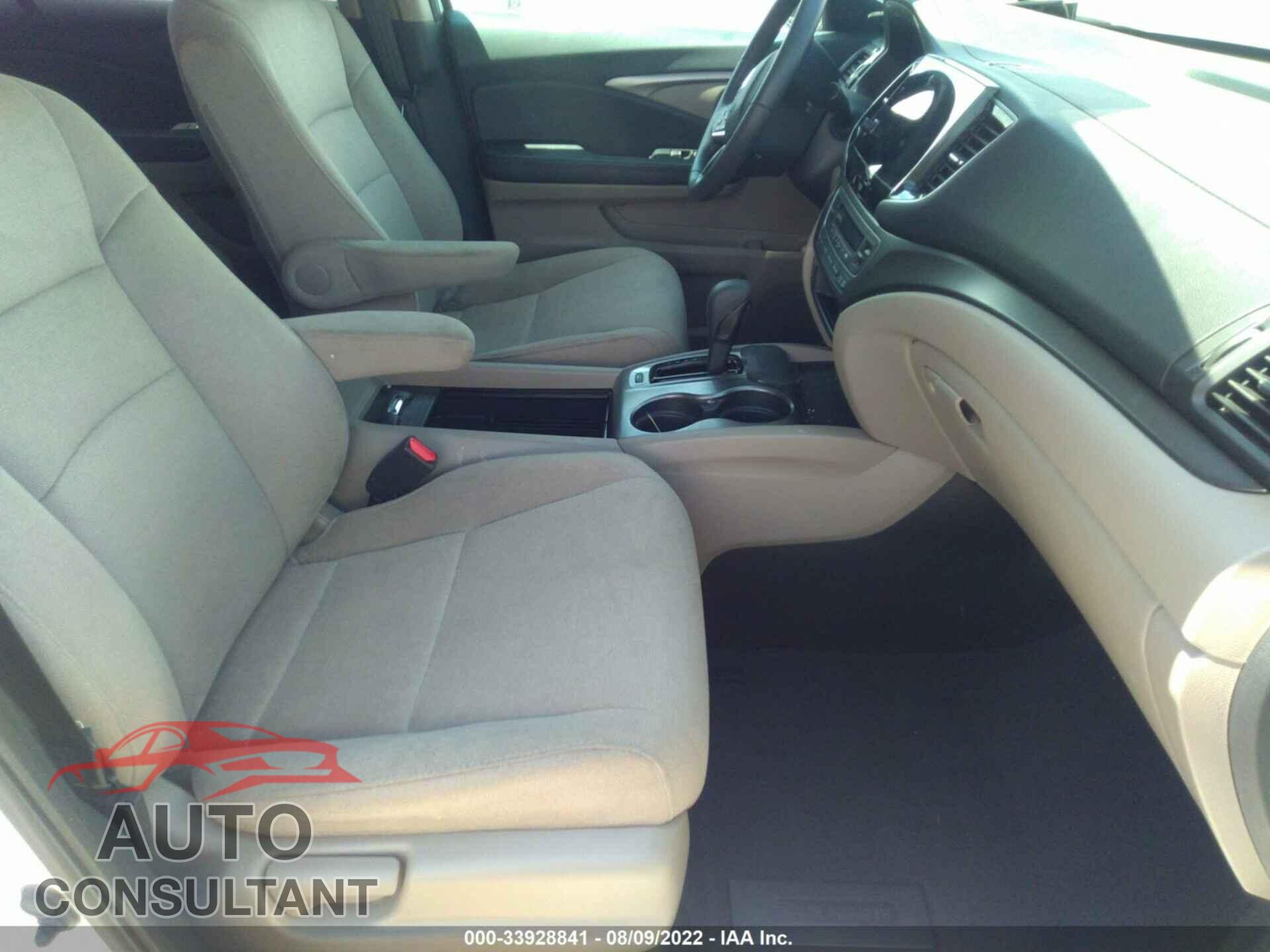 HONDA PILOT 2019 - 5FNYF6H30KB062005