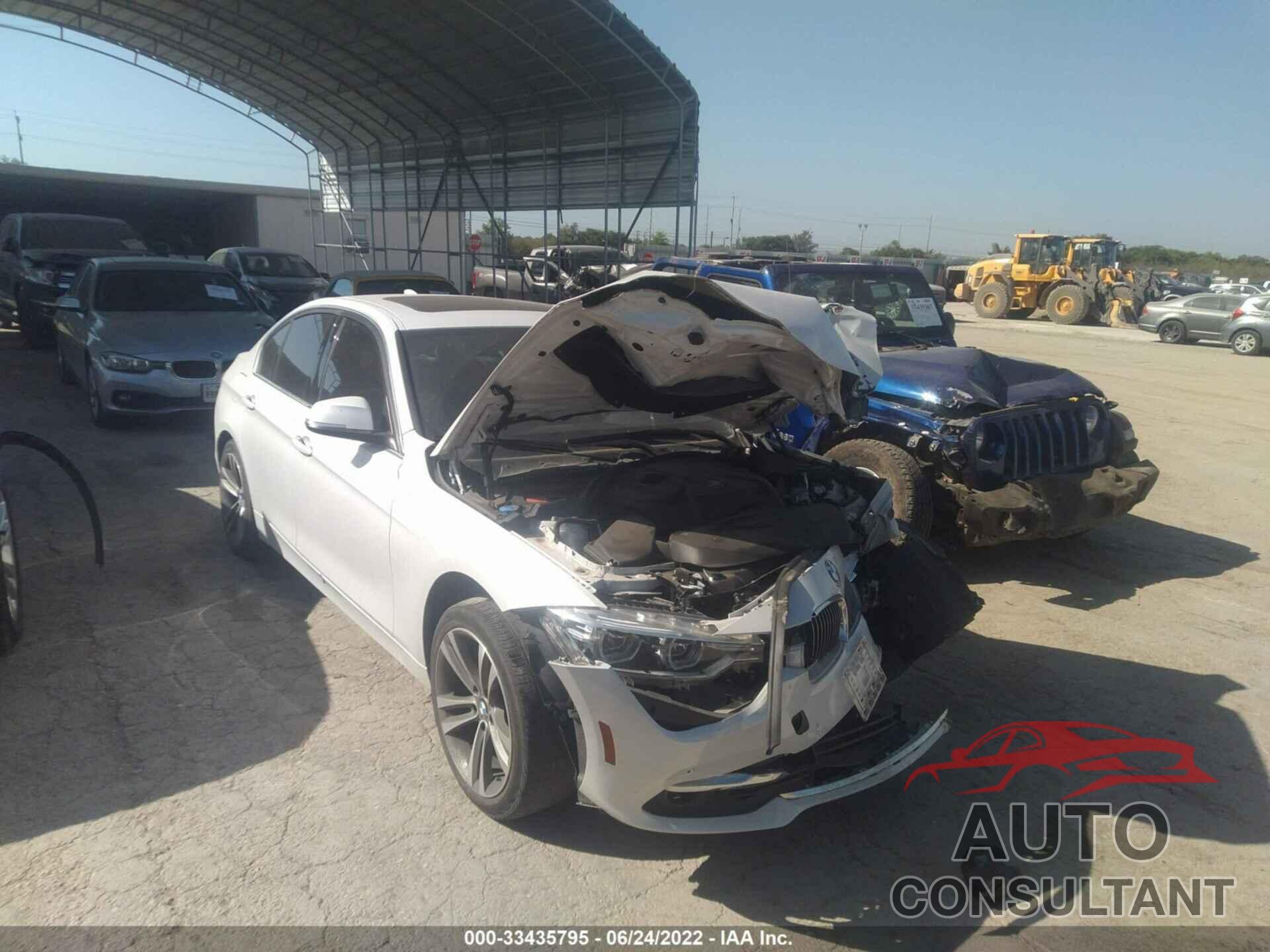BMW 3 SERIES 2018 - WBA8B9G54JNV00280