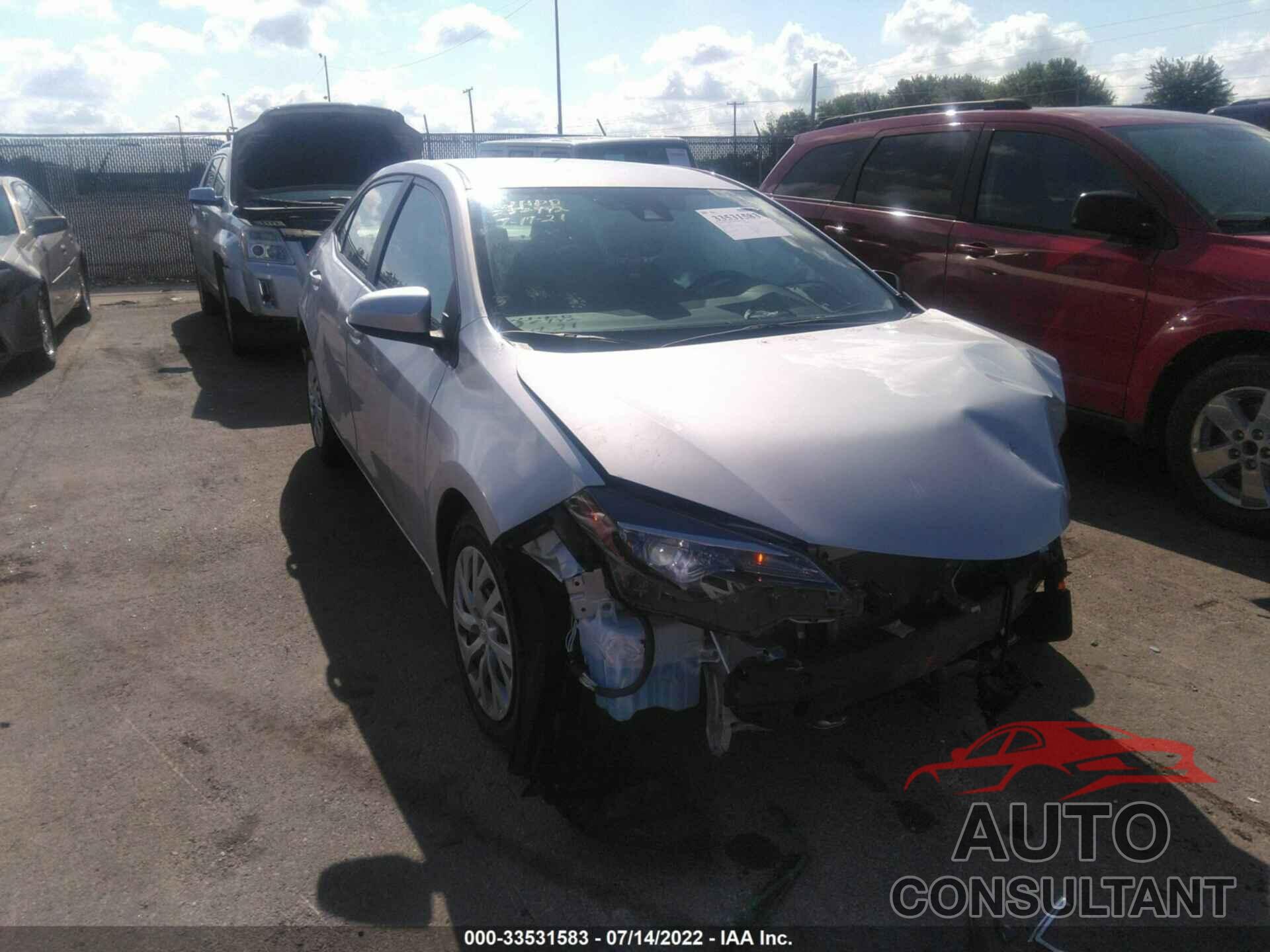 TOYOTA COROLLA 2018 - 2T1BURHE2JC075405