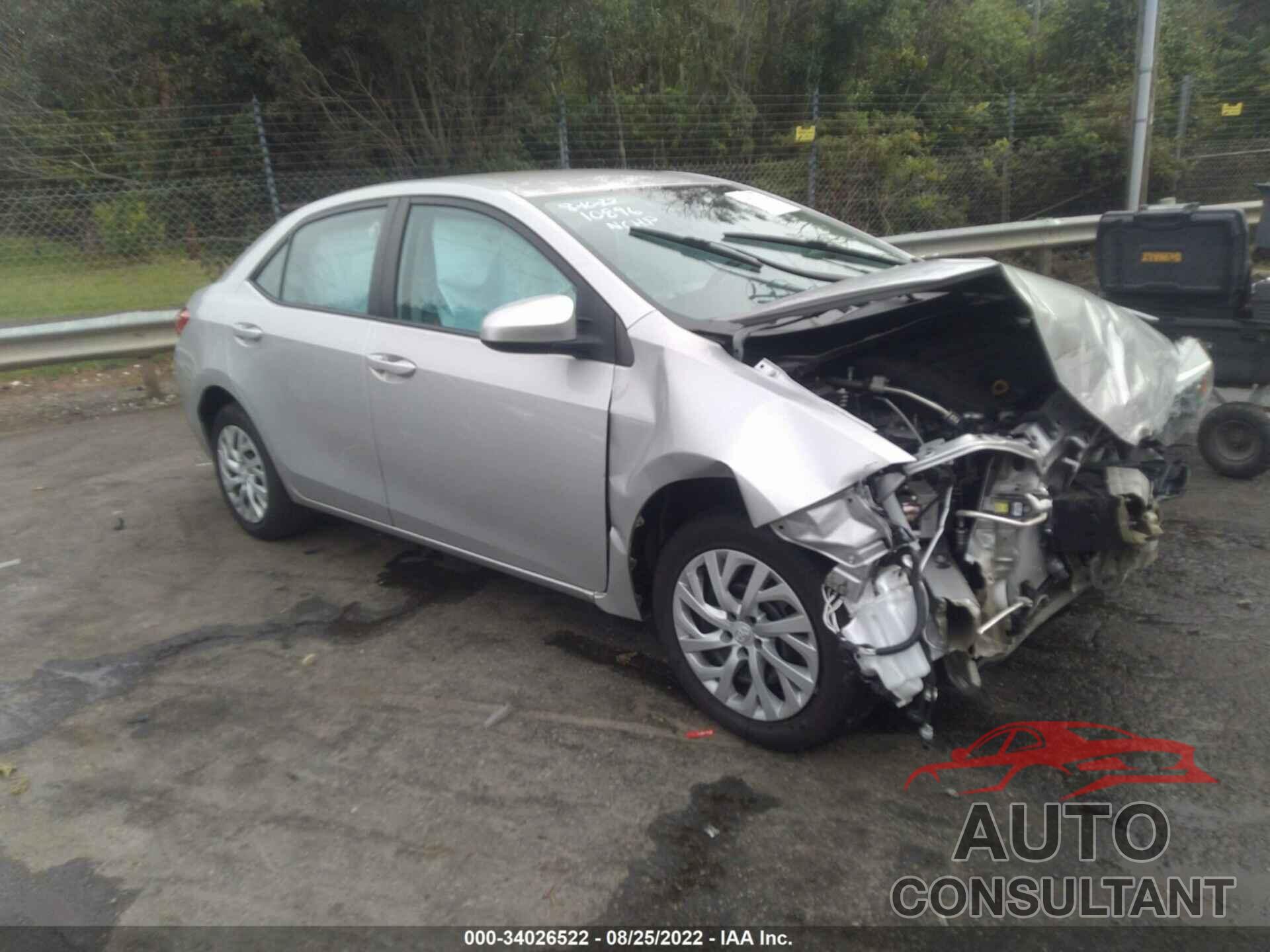 TOYOTA COROLLA 2018 - 5YFBURHE8JP851889