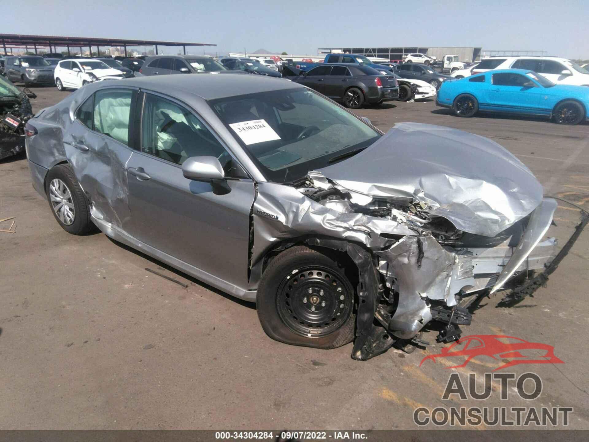 TOYOTA CAMRY 2021 - 4T1C31AK4MU551813