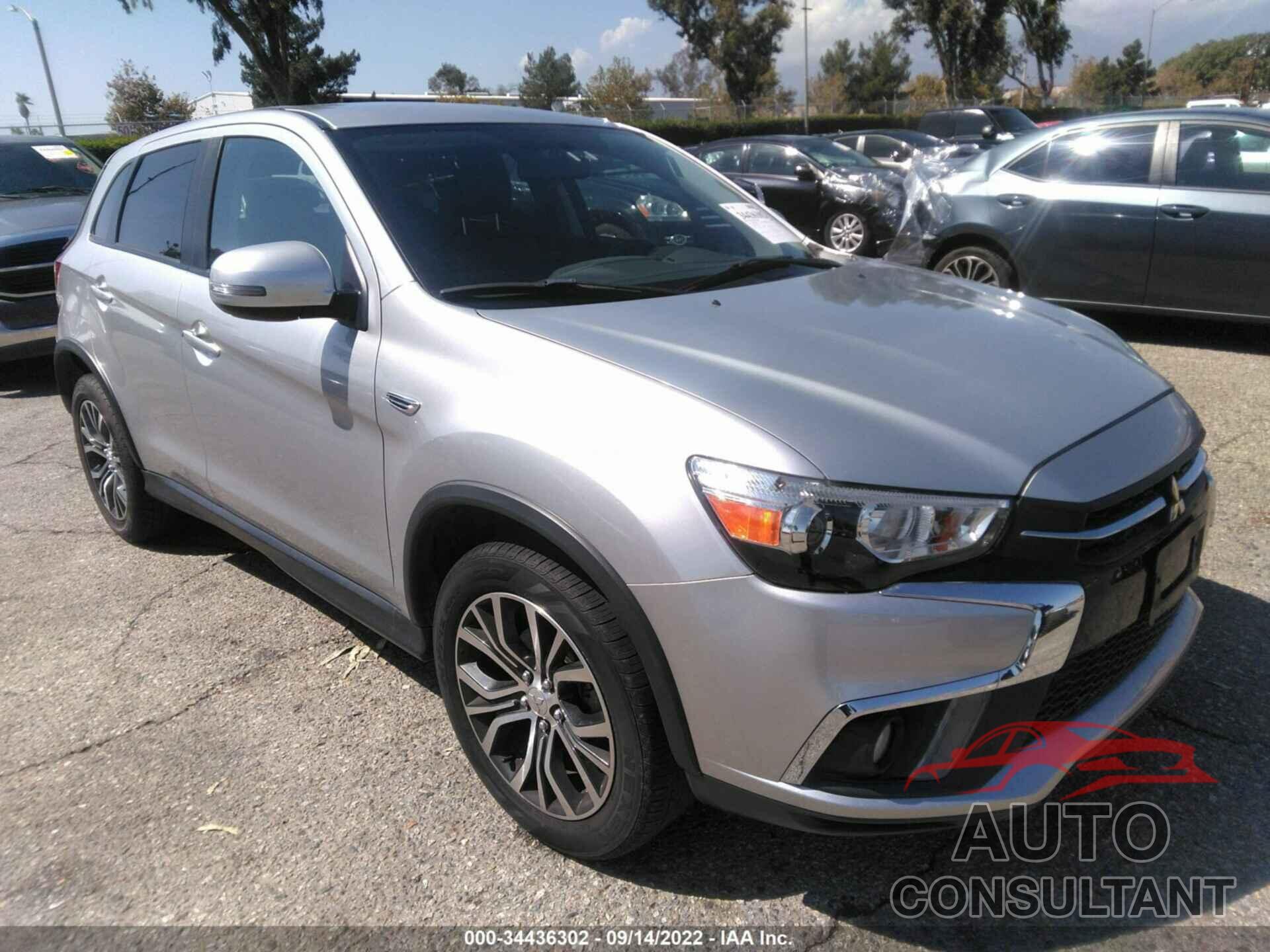 MITSUBISHI OUTLANDER SPORT 2018 - JA4AP3AW5JU015117